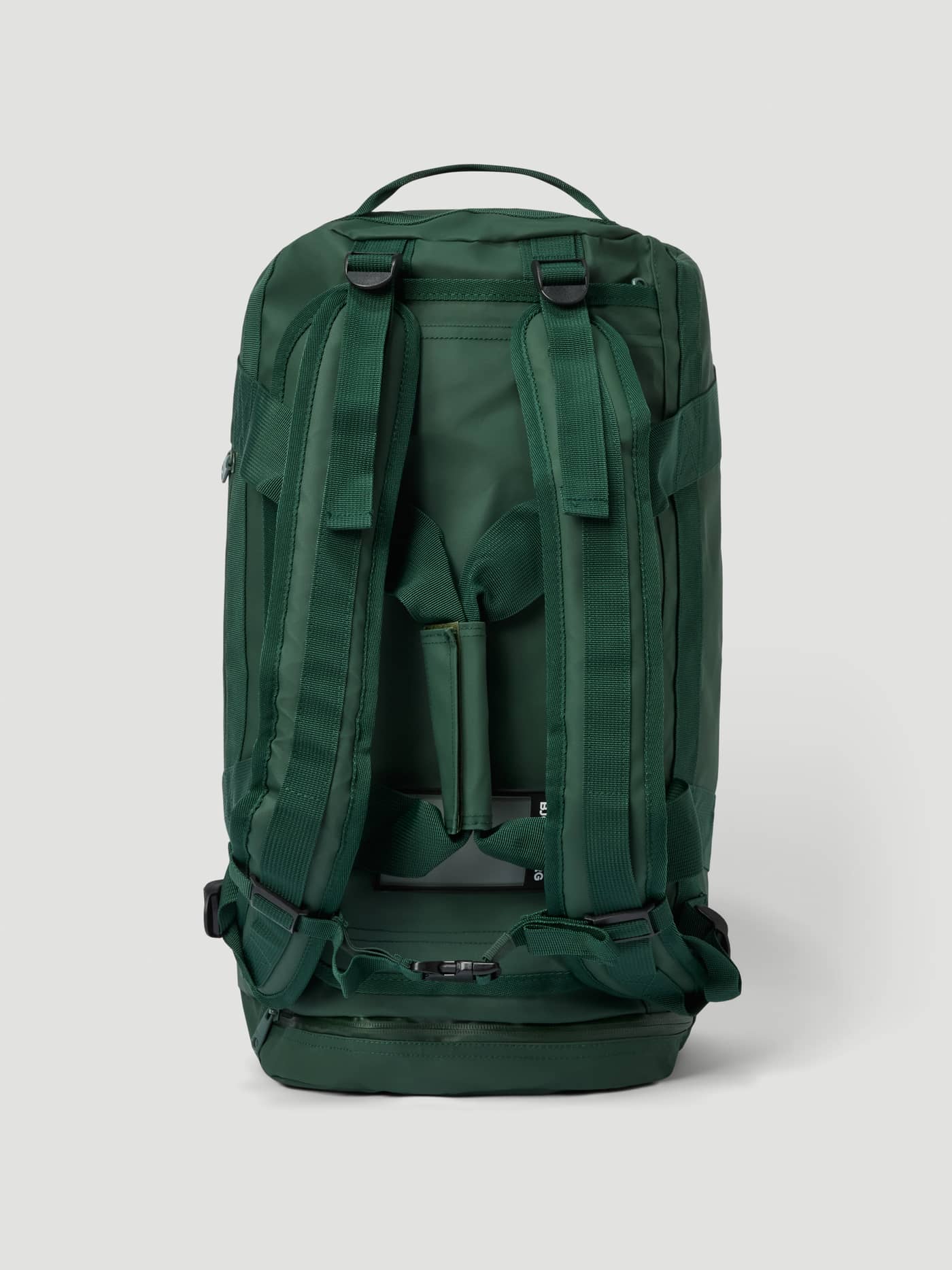 Rear view of the Borg Duffle Bag 35L in Mountain View (Green) featuring padded backpack straps for training. - Image 3