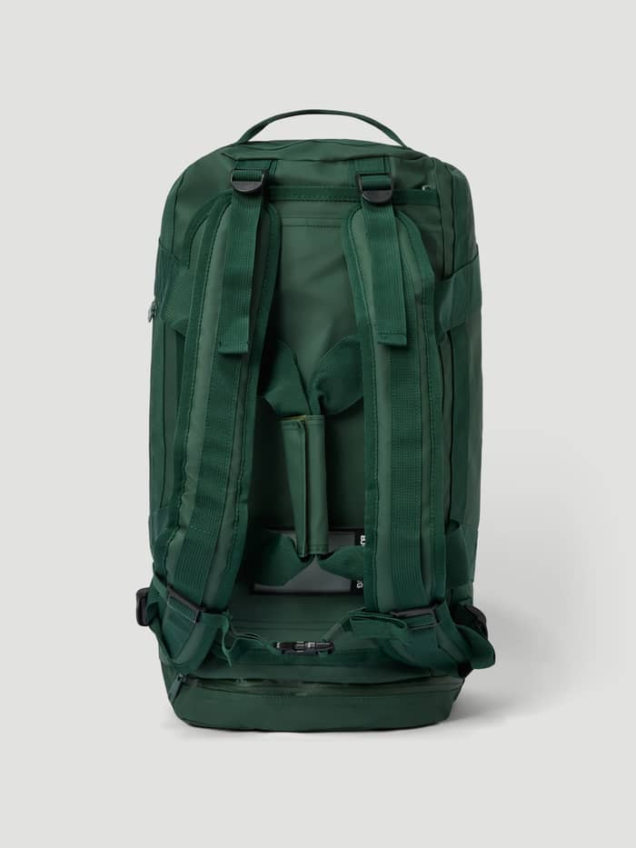 Vue arrière du Borg Duffle Bag 35L en Mountain View (Vert) avec des bretelles rembourrées pour le training. - Image 2