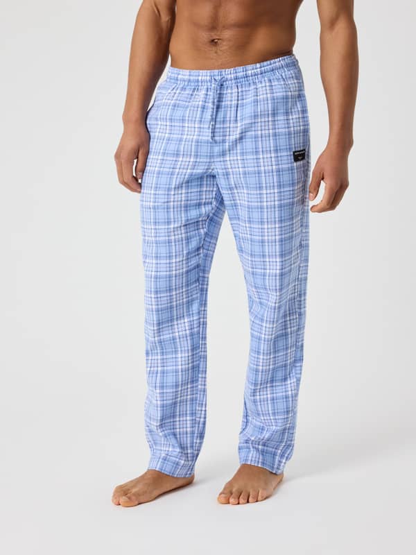 Rutiga Core Flannel Pyjama Pants i Country Tartan 1 (Blå, Vit) sedda framifrån i mjuk flanell för en bekväm passform.