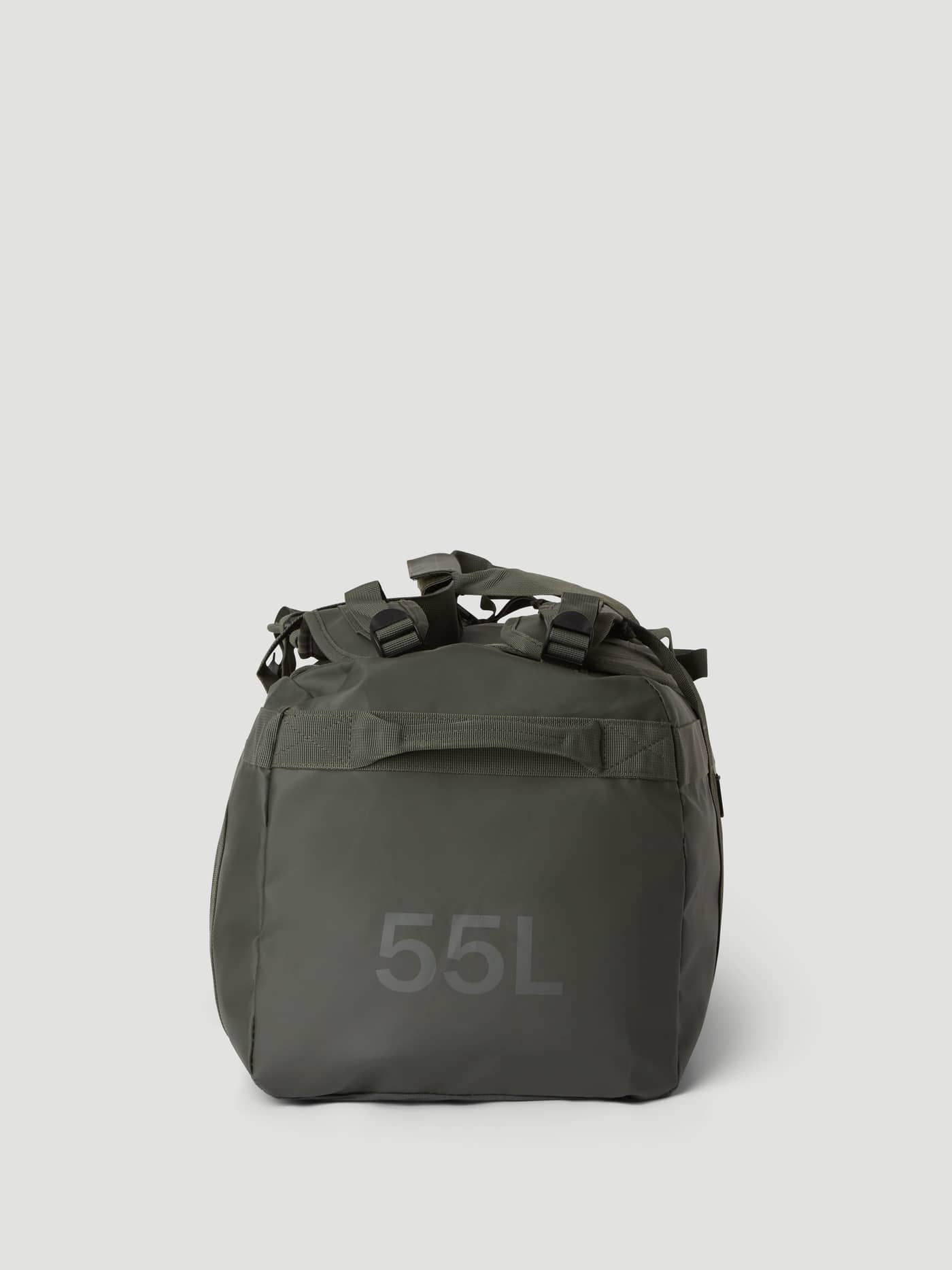 Borg Duffle Bag 55L i Forest Night (Grøn) set fra siden med 55L-print og slidstærkt TPE-belagt materiale. - Image 3
