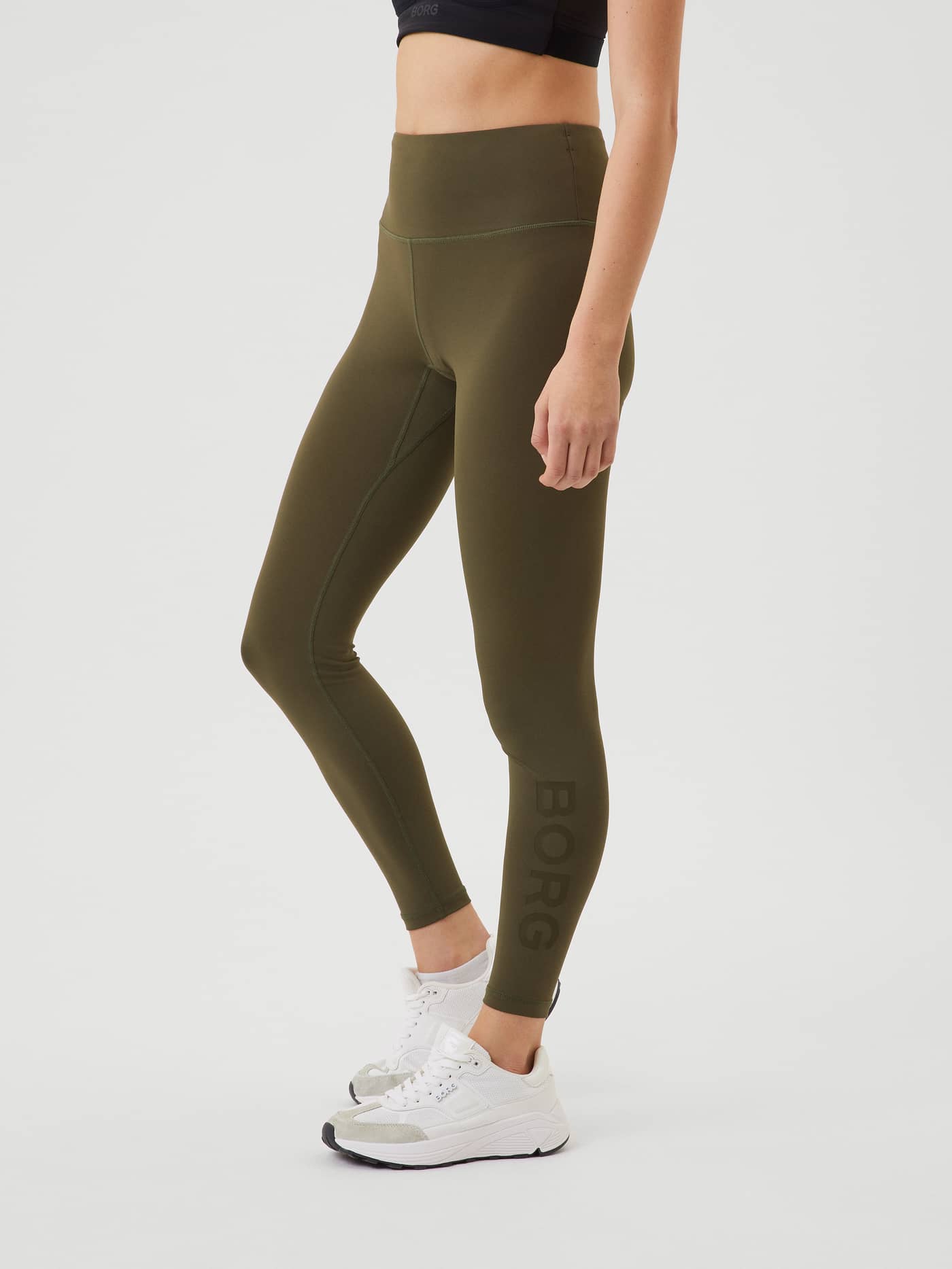 Borg Logo Tights i Olive Night (Grøn) set fra siden med høj talje og et tonalt logo til træning. - Image 2