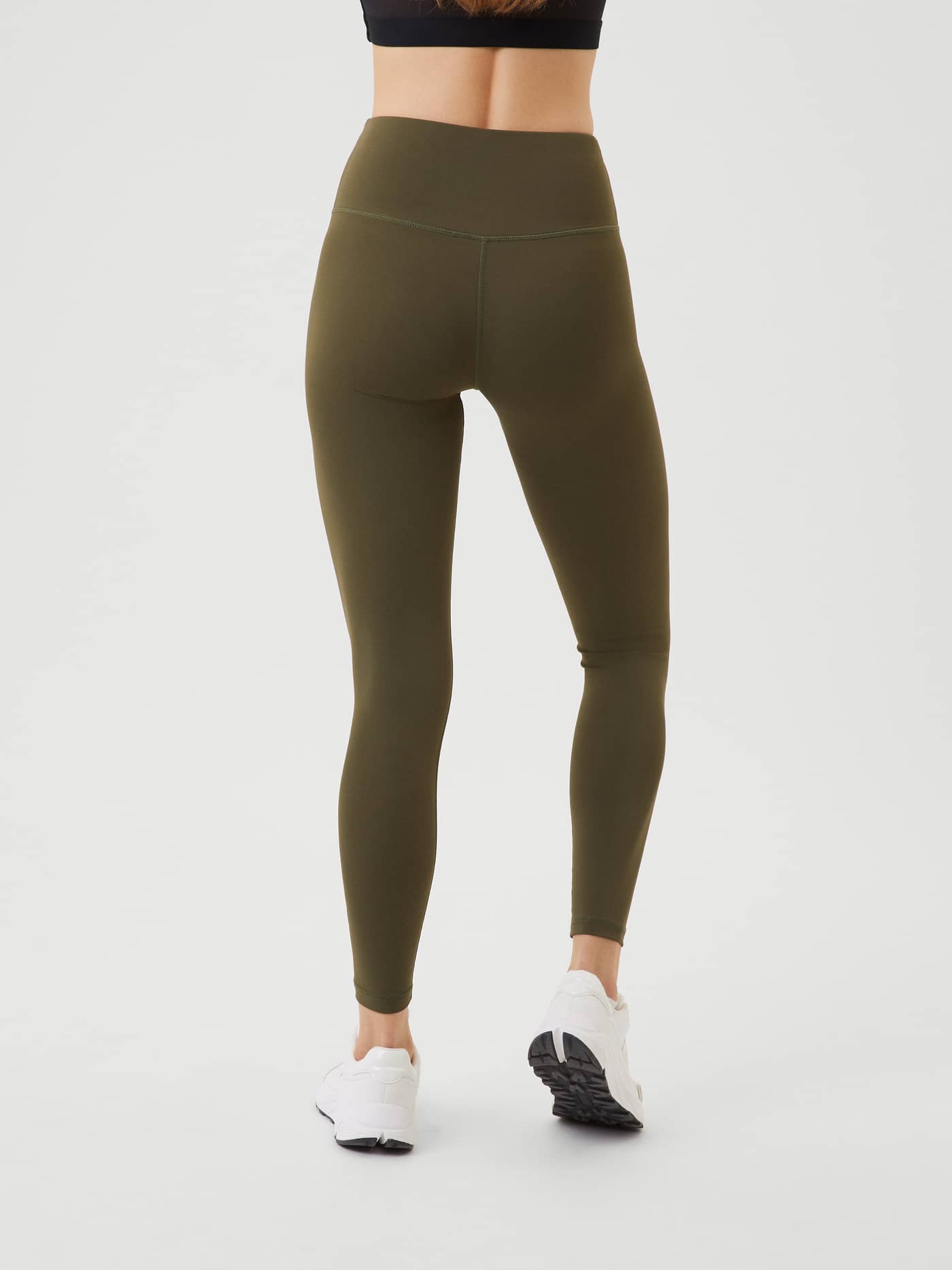 Borg Logo Tights i Olive Night (Grøn) set bagfra med en høj talje og tæt pasform til træning. - Image 3