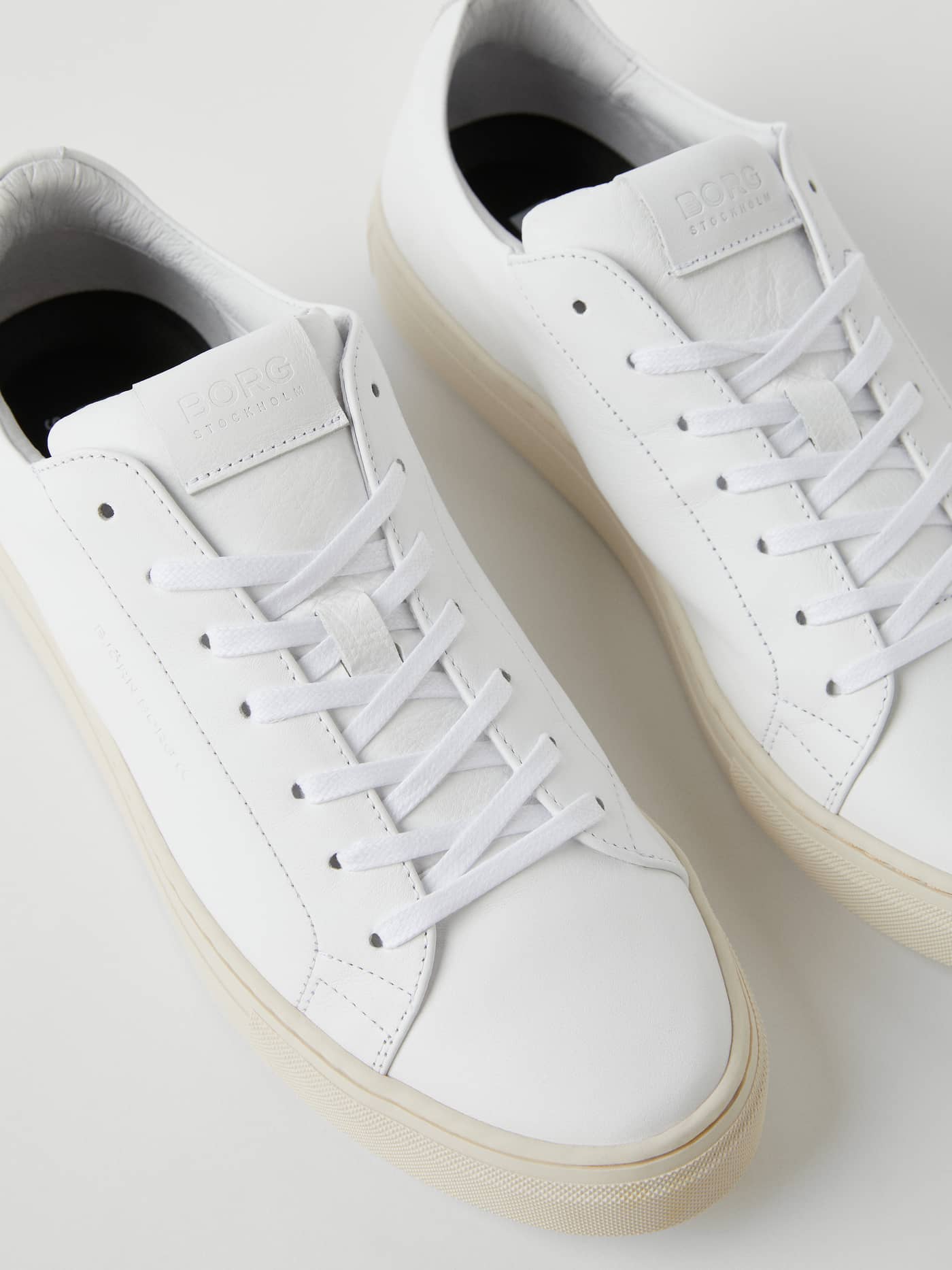 Men's Leather Sneaker Sl100 i hvitt LWG-skinn med tonale logodetaljer og et minimalistisk design. - Image 2
