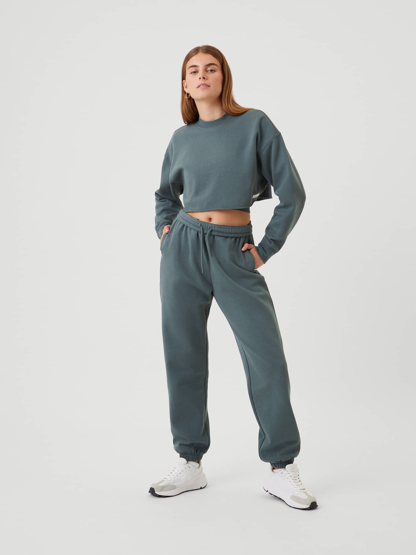 Björn Borg - Studio Oversized Cropped Crew Balsam Green - Image 4