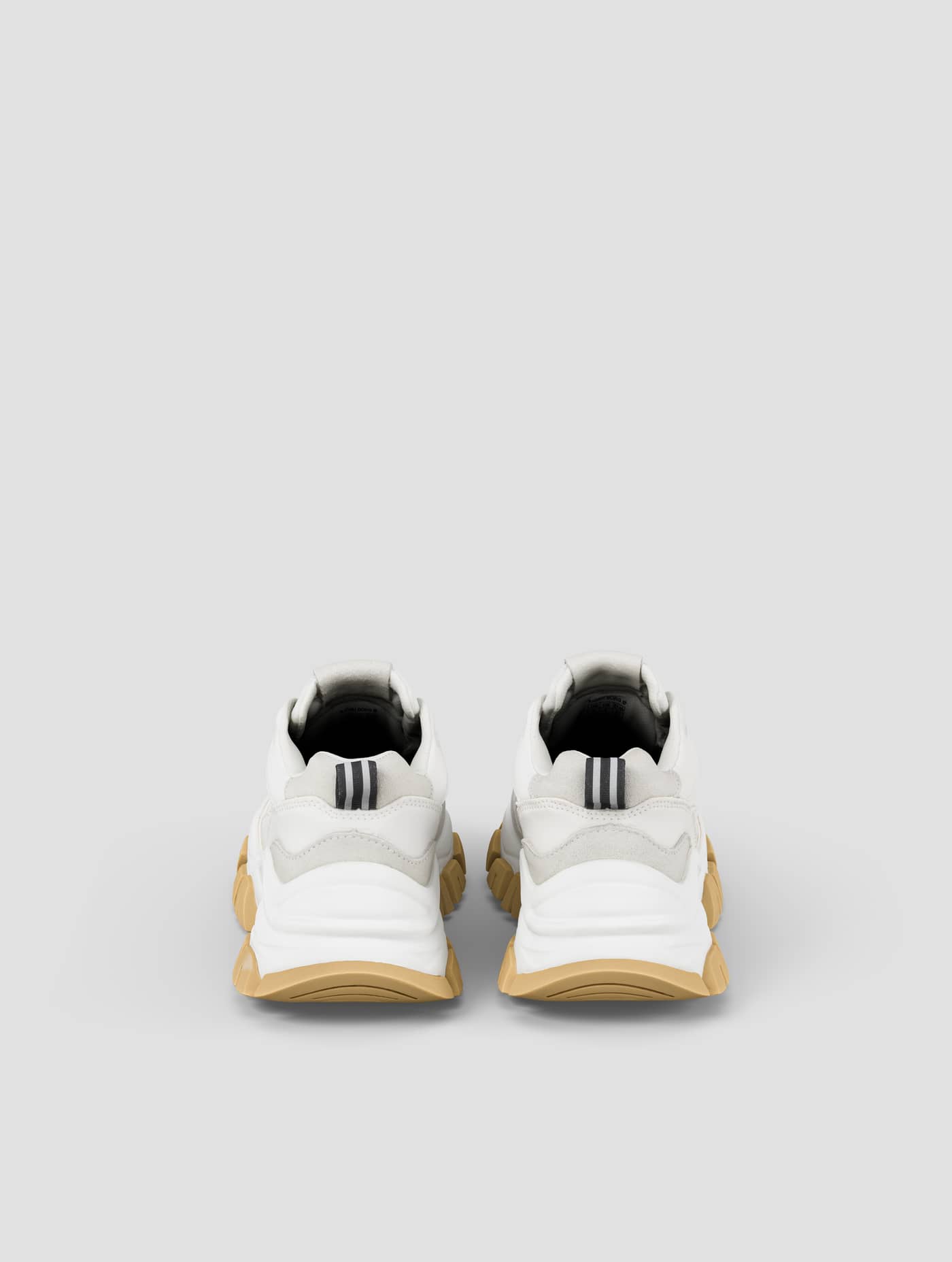 Back view of the white Women's Sneaker R2600 Bsc training shoe featuring a chunky rubber outsole and comfortable fit. - Image 4