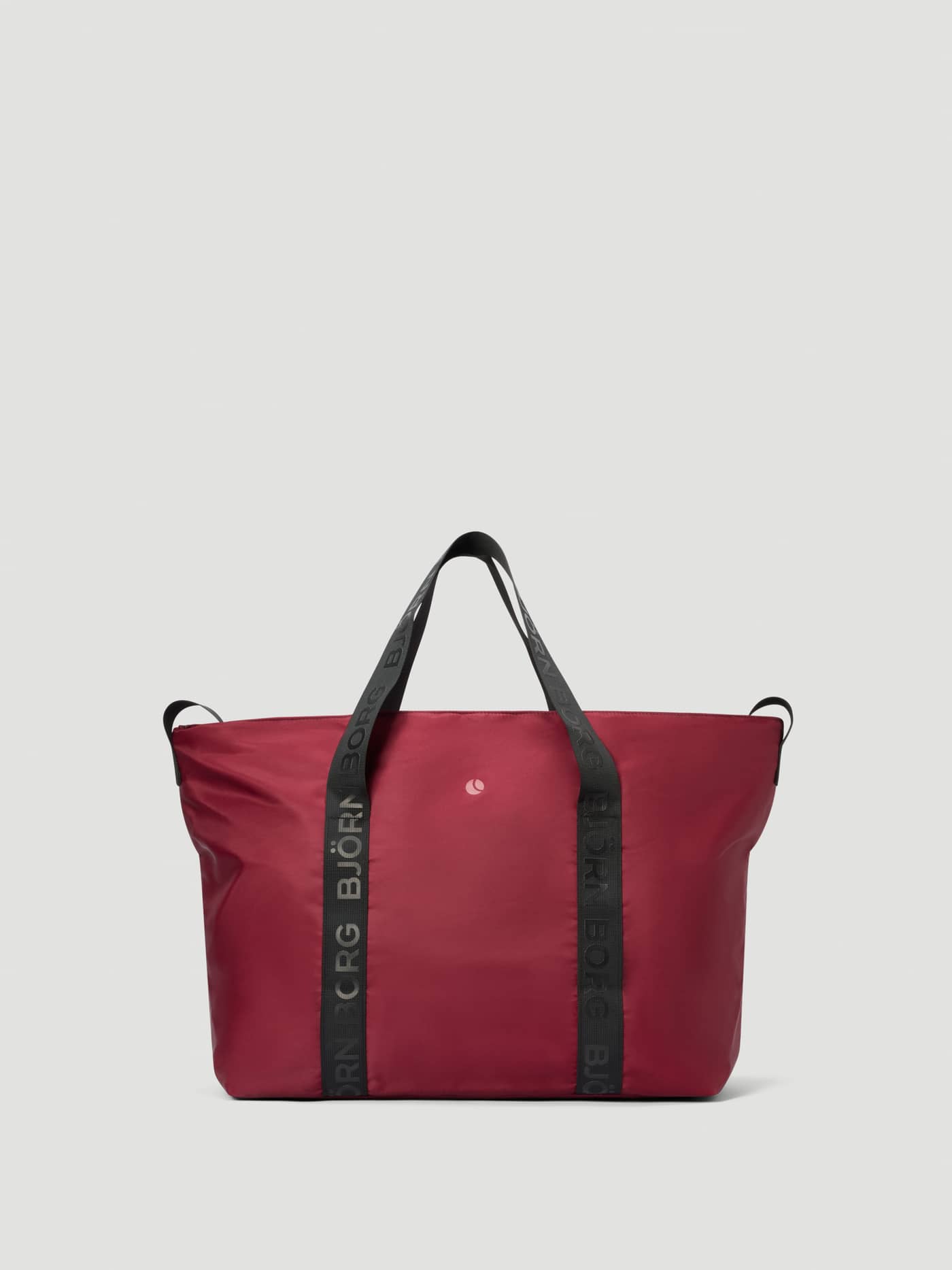 Borg Classic Tote 27L in Cabernet (Rood) met zwarte logo-webbingbanden voor training en dagelijks gebruik. - Image 1