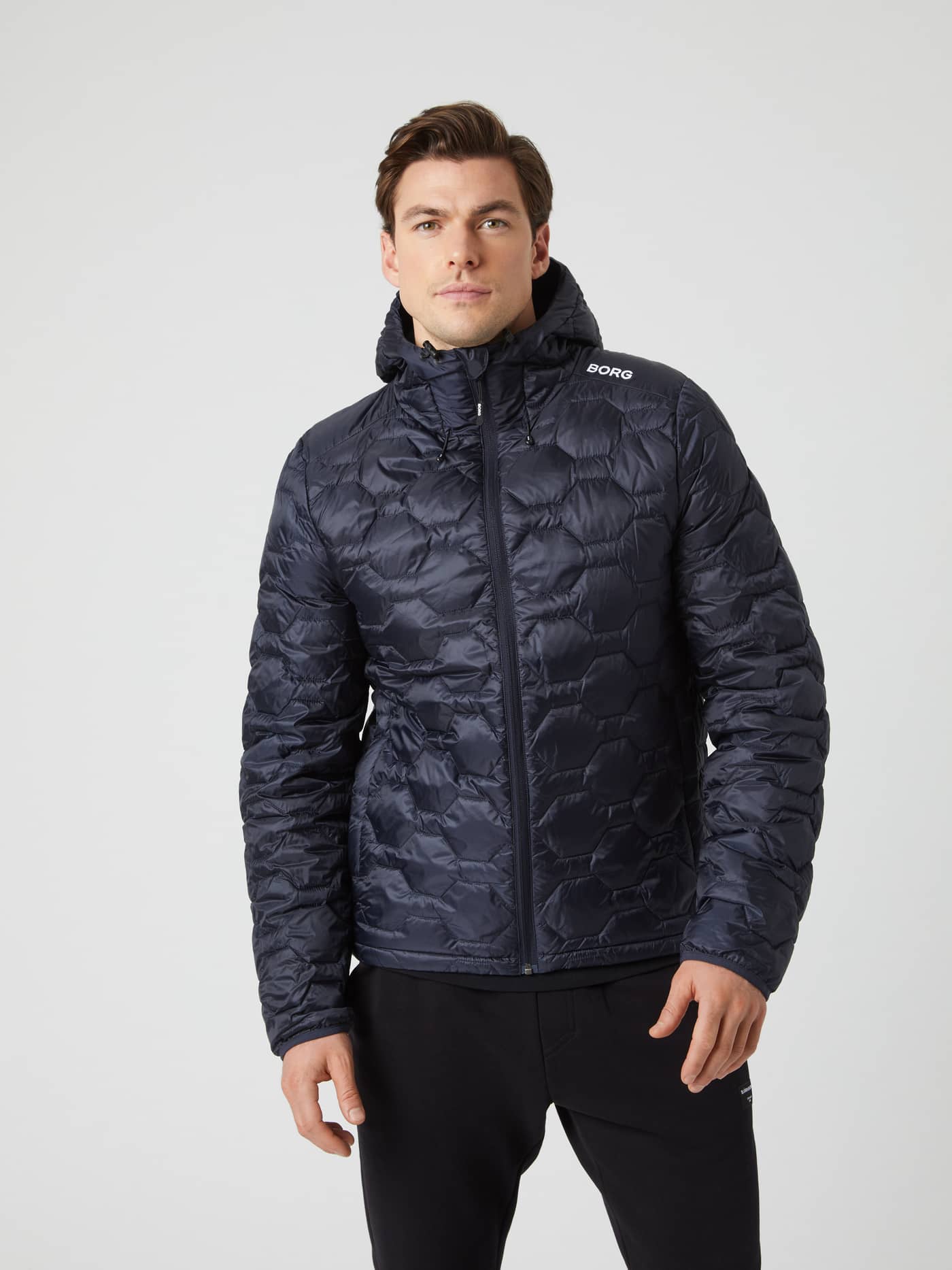 Borg Down Liner Jacket i Night sky (Blå) för herrar sedd framifrån med funktionell quiltad design och huva. - Image 2