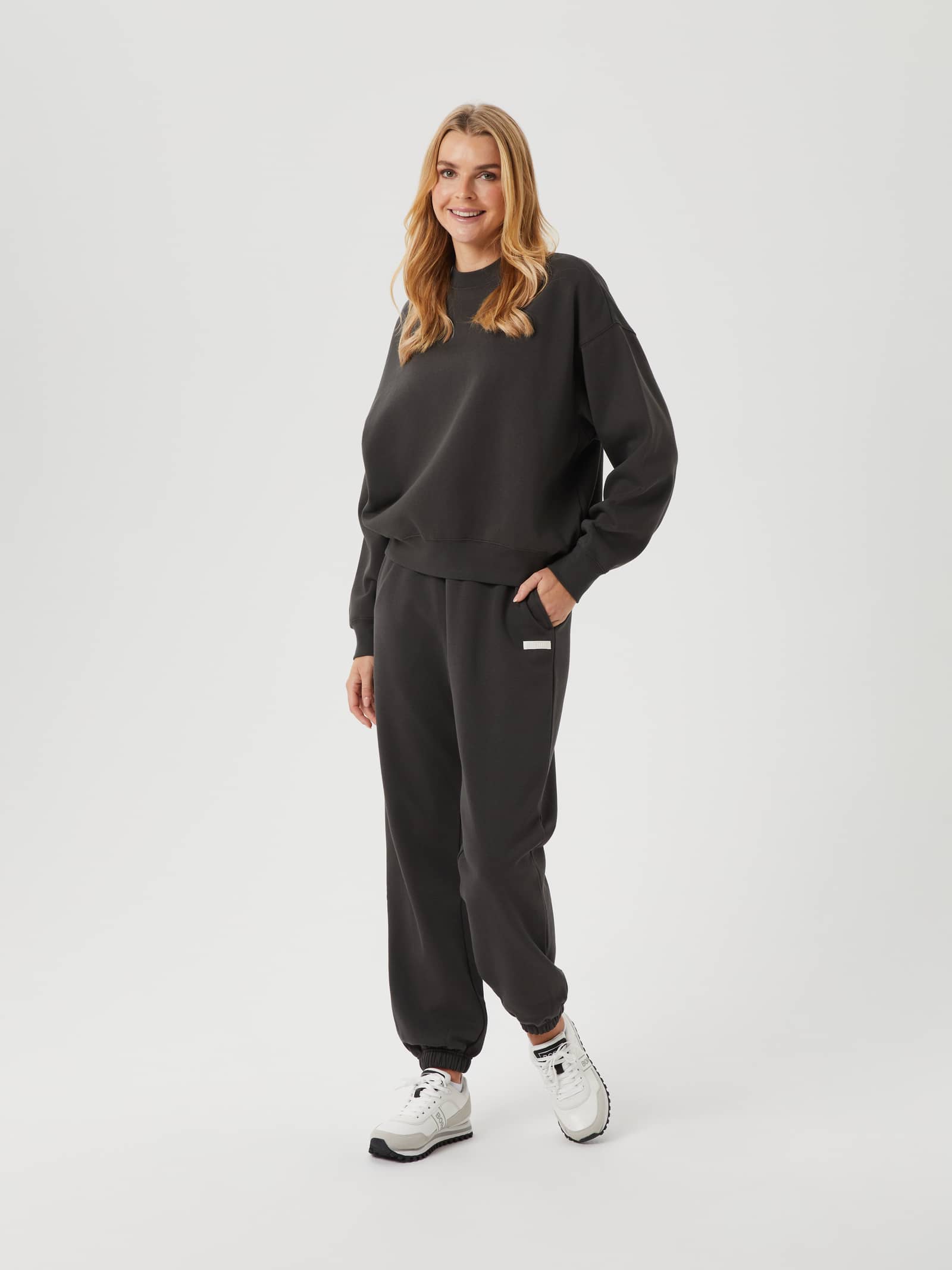 Björn Borg - Studio Oversized Pants Peat Dam - Image 1