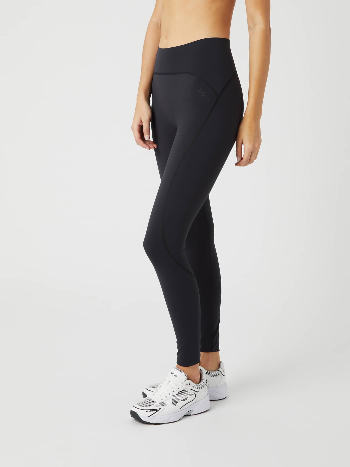 Borg Sleek Tights i Black Beauty (Svart) för dam sedda från sidan med hög midja och slim fit för träning. - Image 2