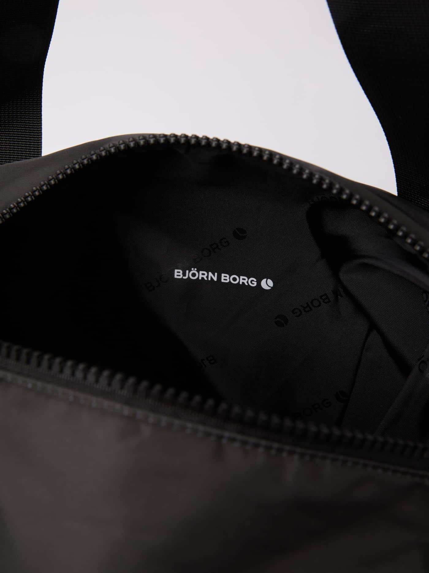 Björn Borg - Borg Classic Sports Bag 28L Peat - Image 5