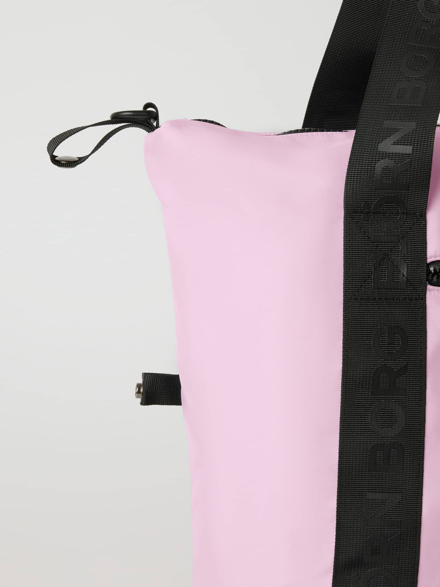 Borg Classic Sports Bag 28L in Pink Lady (Pink) featuring black branded webbing and durable fabric for training gear. - Image 4