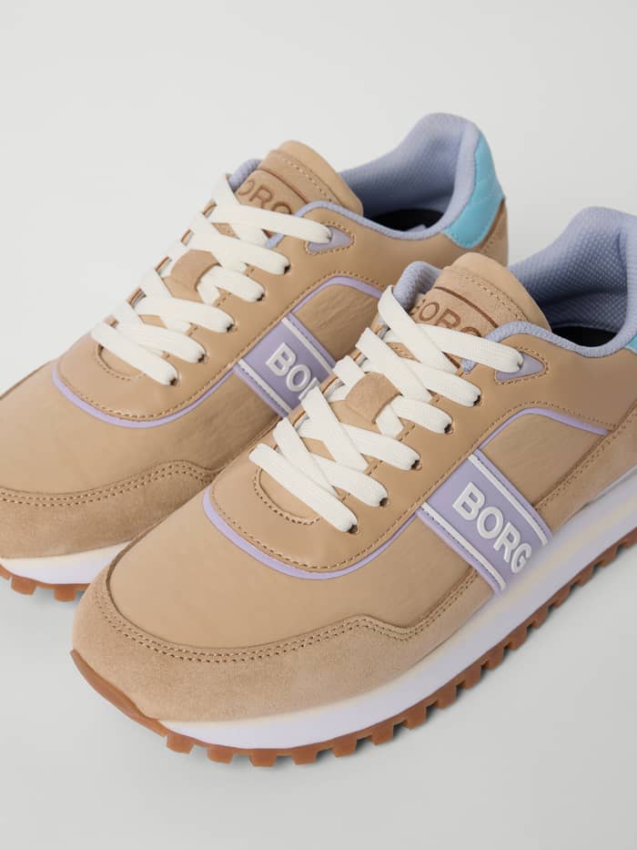 Beige Women's Dash Sneakers van synthetisch leer met een stijlvolle pasvorm en op running geïnspireerde noppenzool. - Image 2