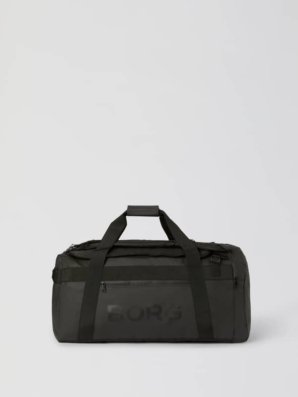 Borg Duffle Bag 75L i Black Beauty (Svart) av slitstark TPE-belagd återvunnen polyester med en ton-i-ton logotyp.