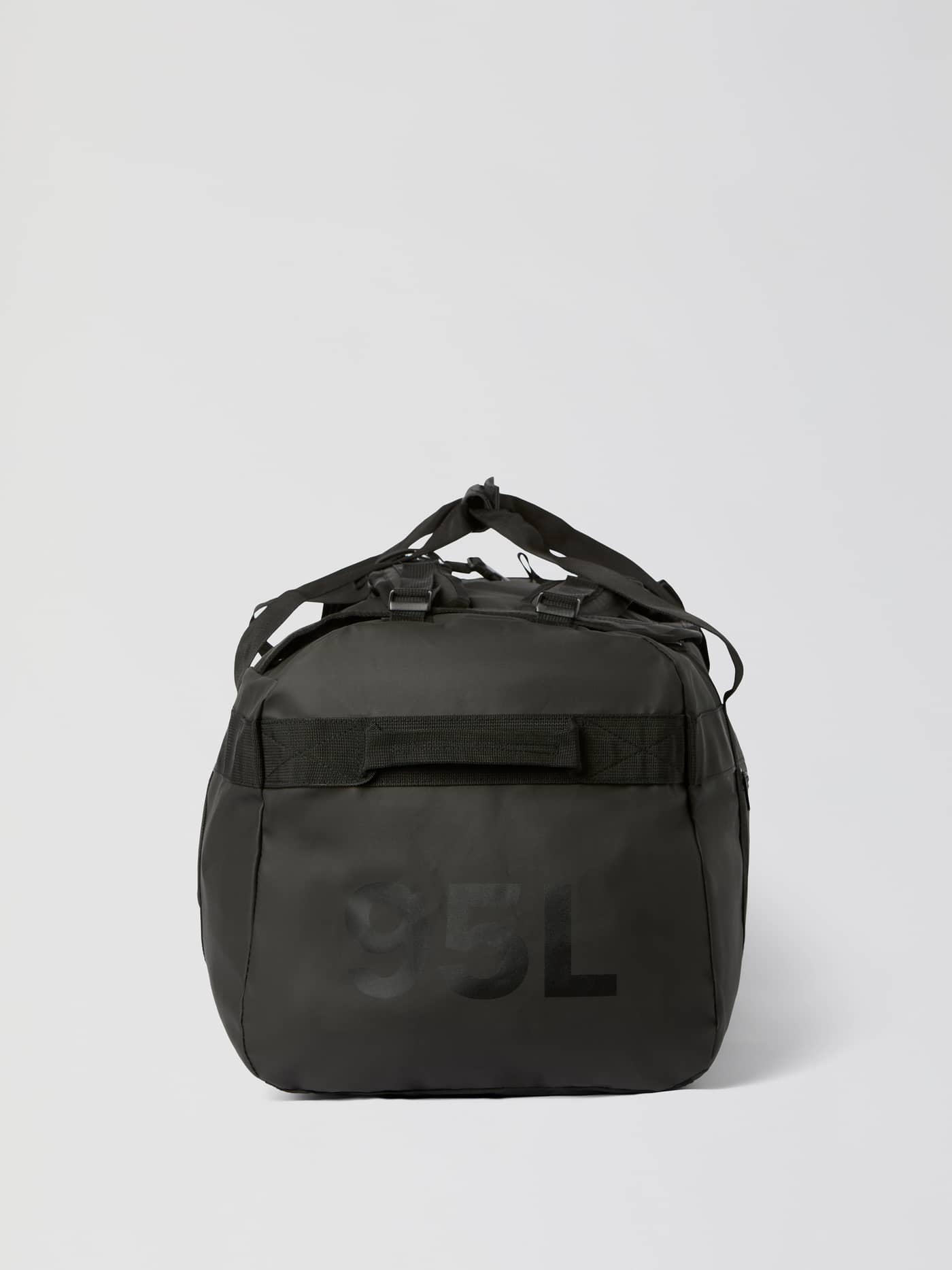 Borg Duffle Bag 95L in Black Beauty (Zwart) in zijaanzicht met grote 95L-opdruk en stevig materiaal voor training. - Image 4