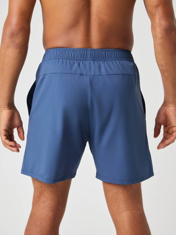 Vue arrière du Ace Racquet Shorts 7 Inch en Sargasso Sea (Bleu) en polyester recyclé pour le tennis. - Image 3