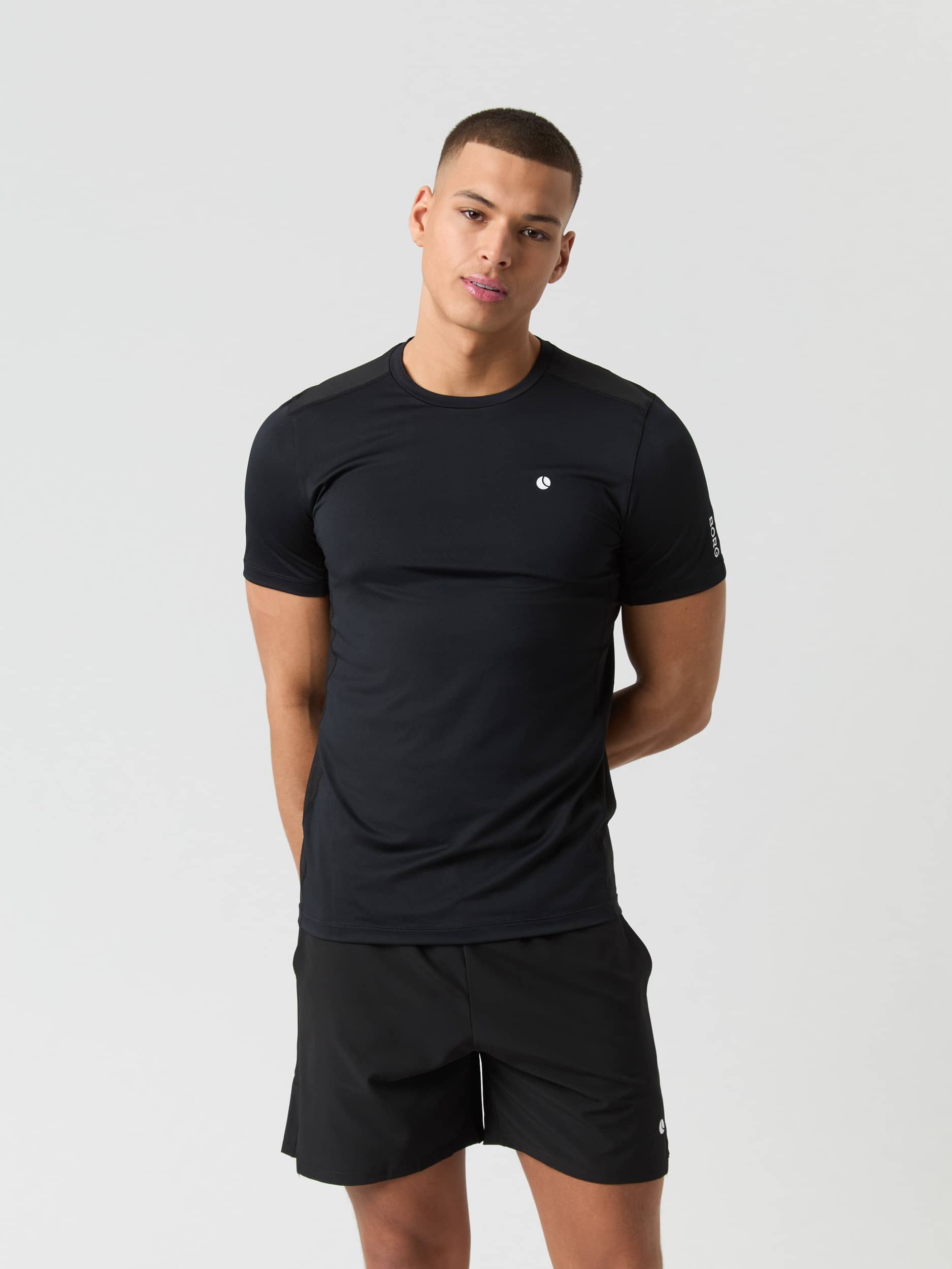 Ace Mesh Panel T-Shirt - Men - Black Beauty | Björn Borg