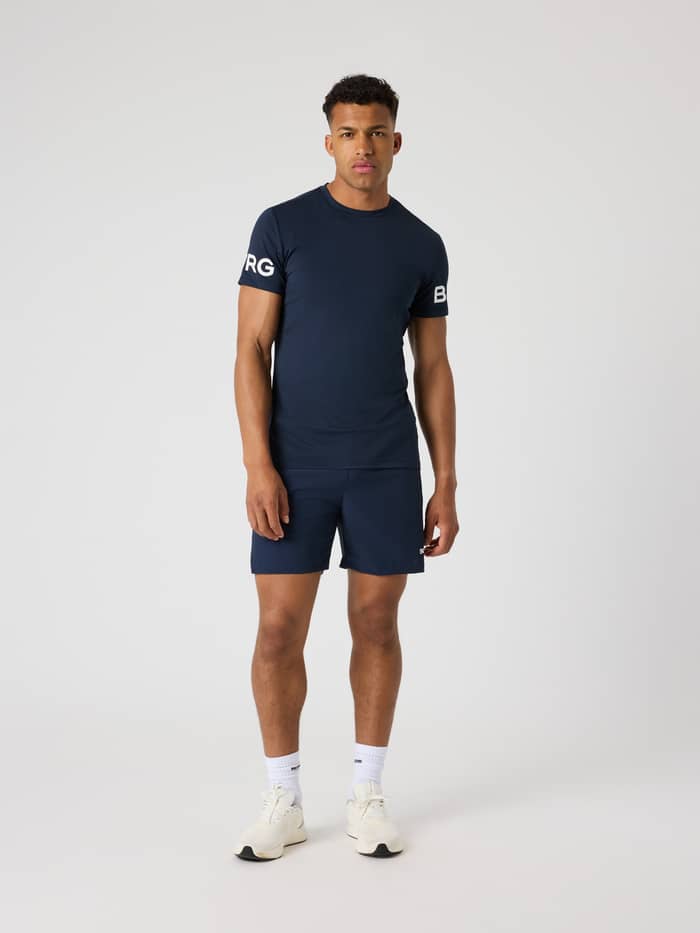 Borg Zip Shorts 7 Inch i Night sky (Navy) set forfra i fuld figur i genanvendt polyester til træning. - Image 3