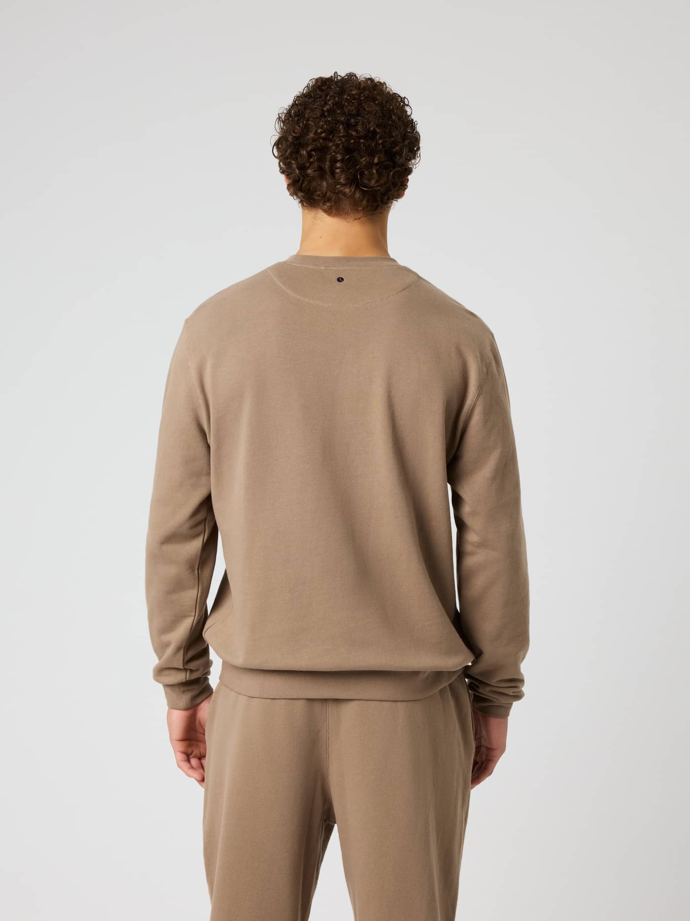 Back view of the Borg Classic Sweatshirt in Caribou (Brown) featuring a tennis ball embroidery at the neck. - Image 2