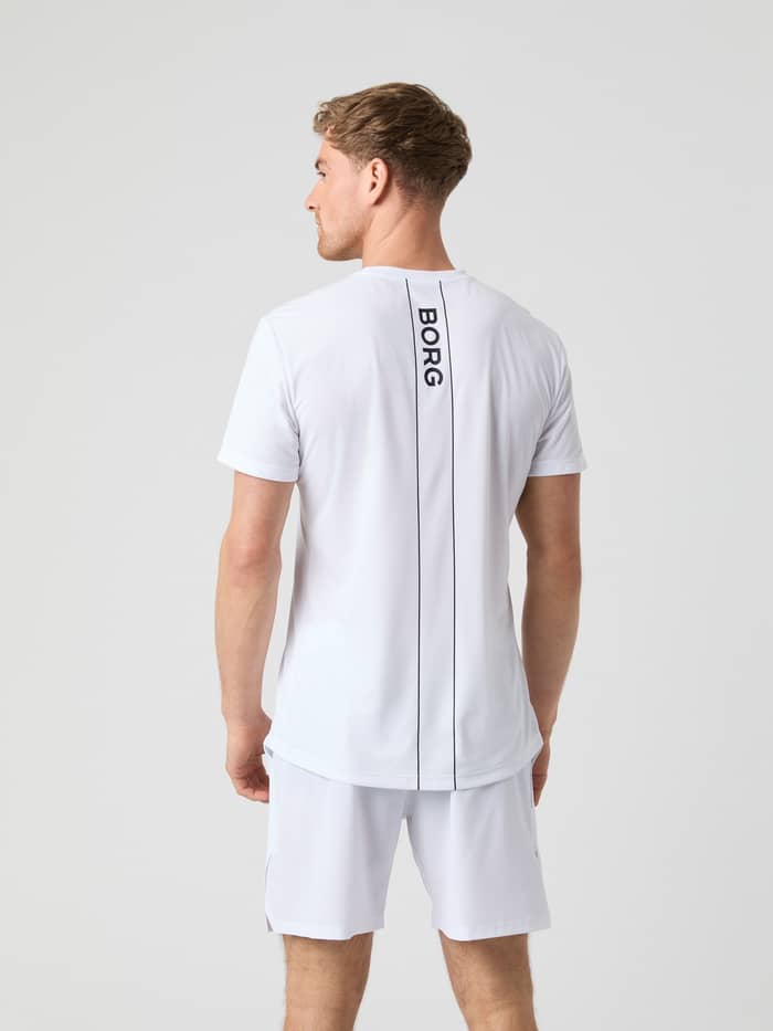 Achteraanzicht van de Ace Light T-Shirt in Brilliant White (Wit) met een zwart verticaal Borg-logo voor tennis. - Image 2