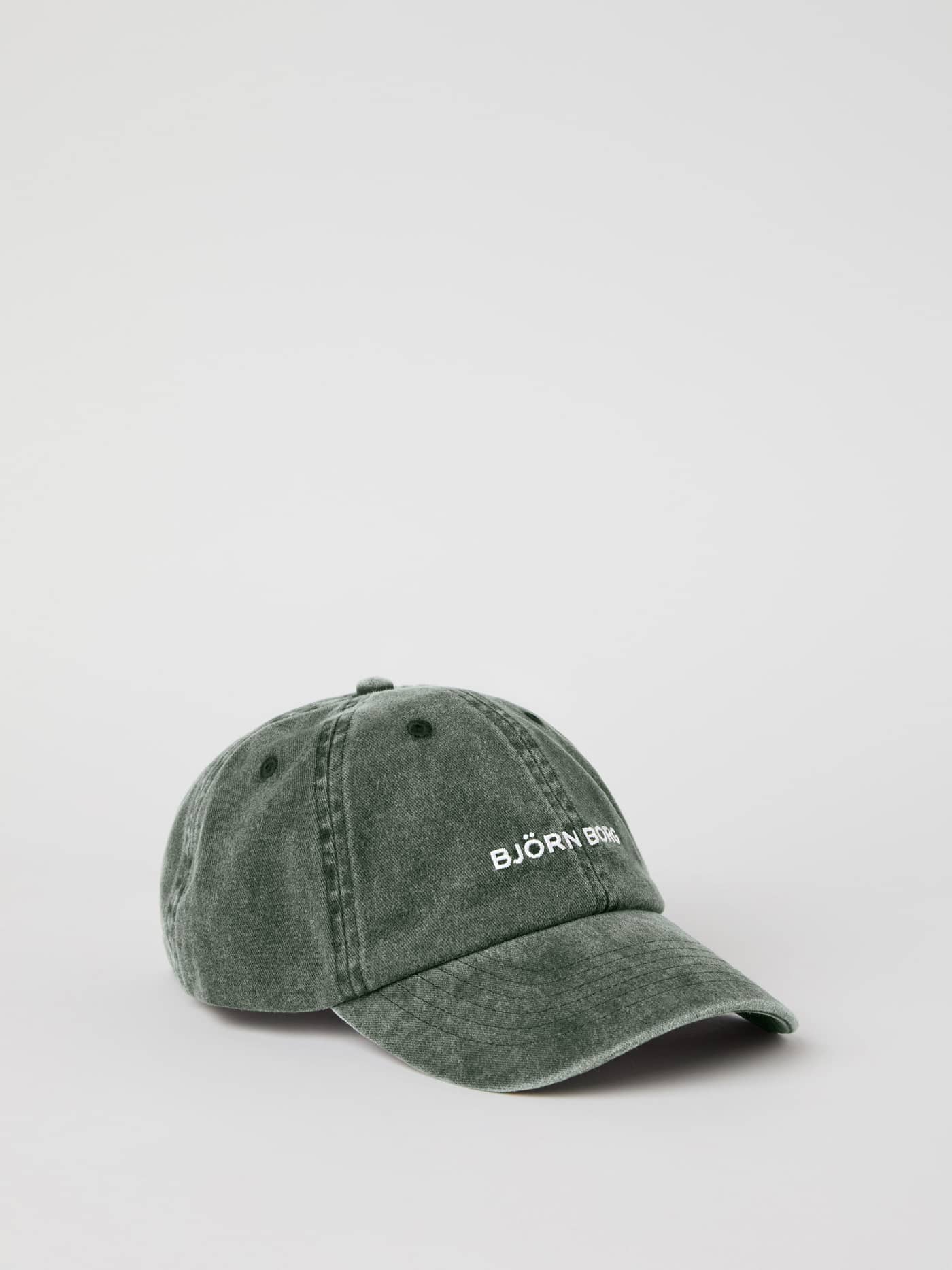Borg Washed Cap i Balsam Green (Grønn) av myk bomull med utvasket effekt og hvit brodert logo. - Image 1