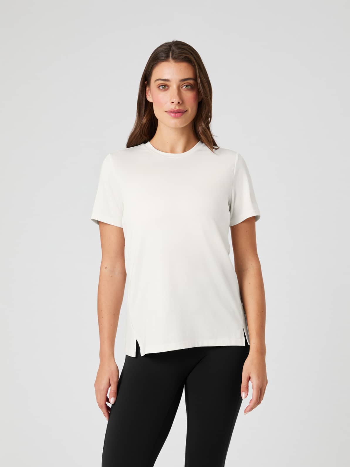 Front view of a model wearing the Björn Borg Borg T-shirt in Cannoli Cream. - Image 1
