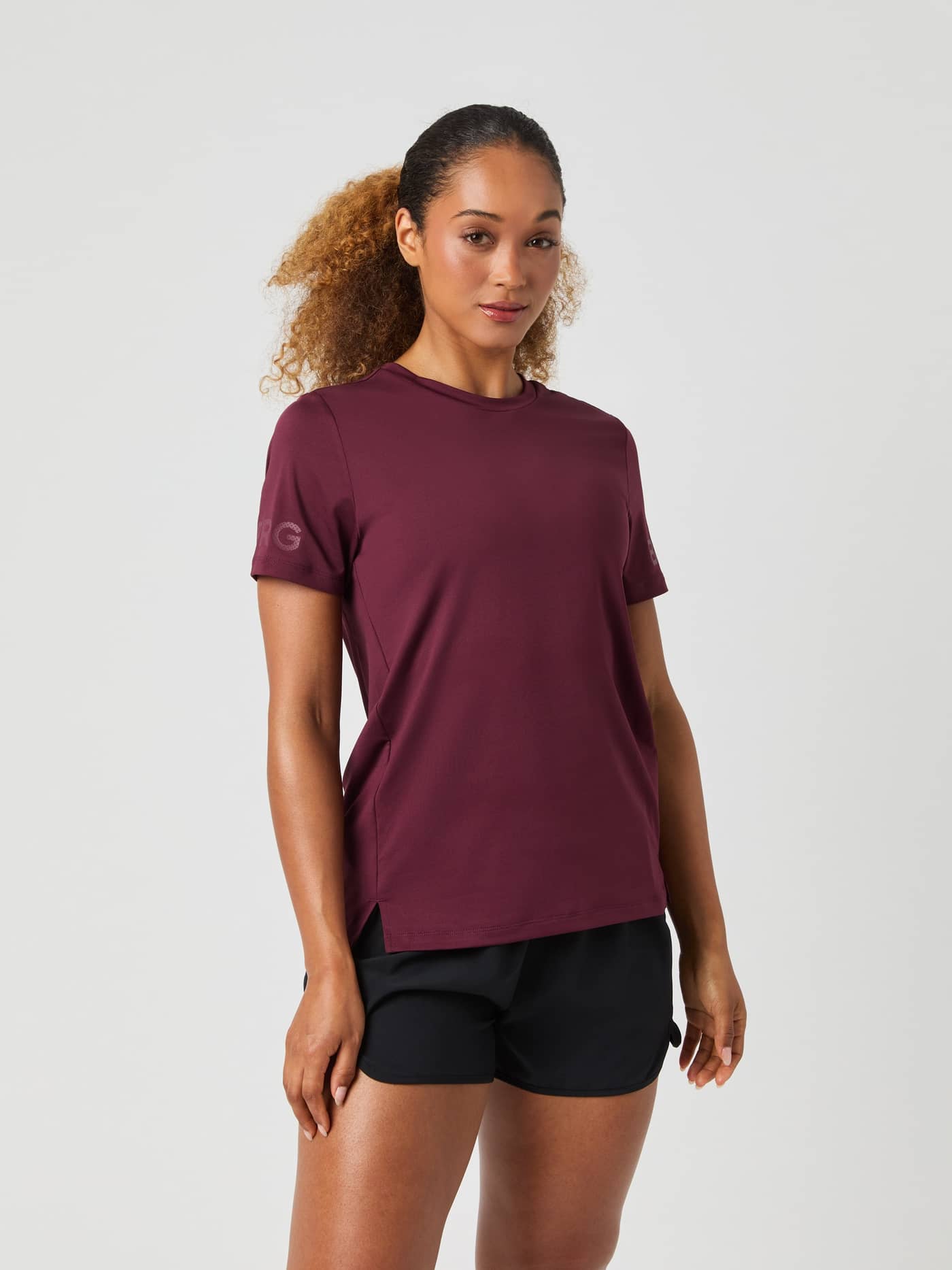Front view of a model wearing the Björn Borg Borg T-Shirt in Port Royale. - Image 1