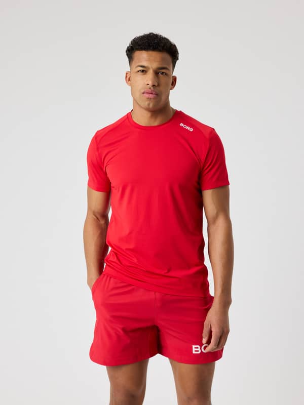 Björn Borg Athletic T-Shirt i Lychee (Röd) sedd framifrån, perfekt för högpresterande träning.