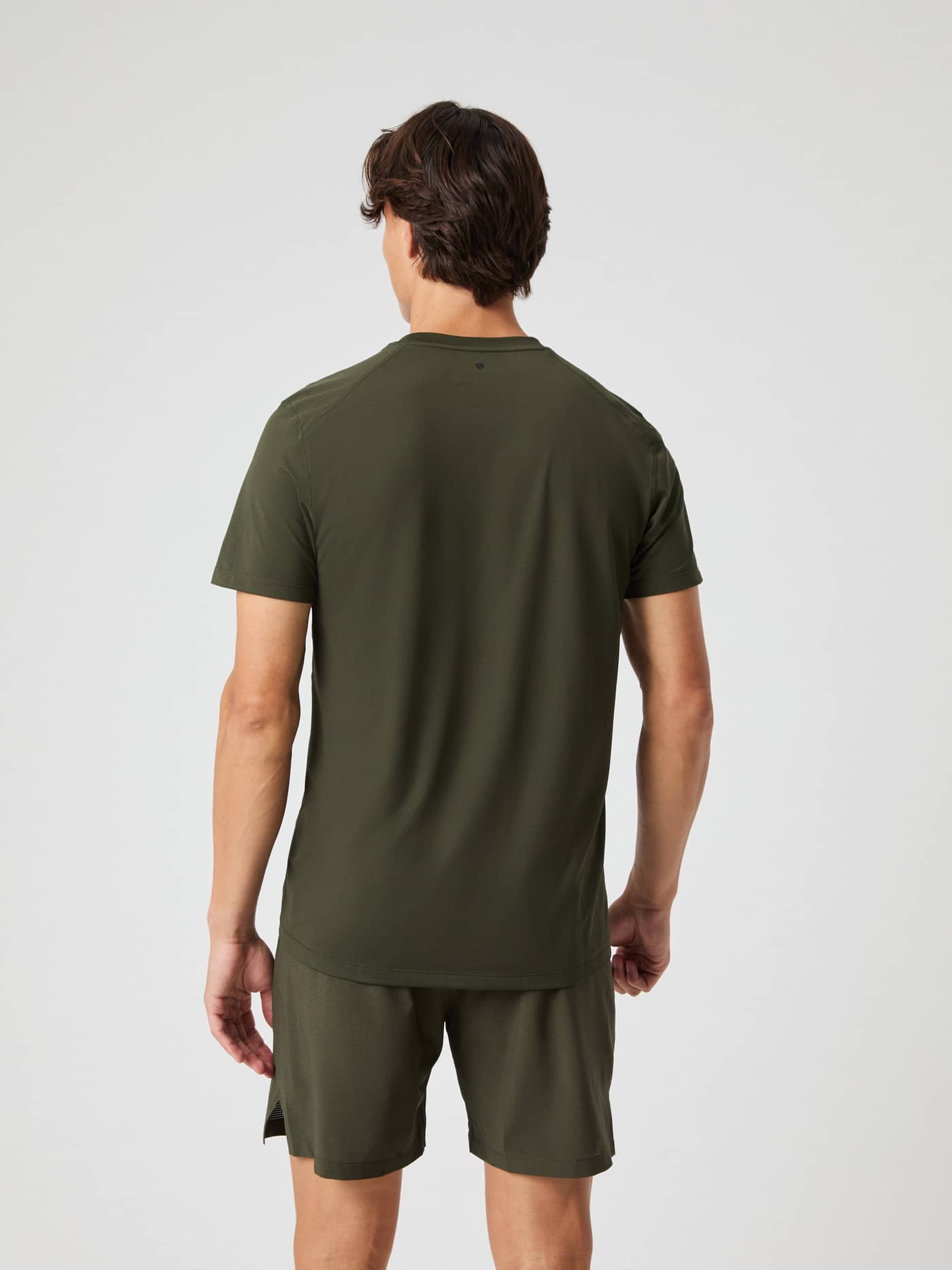 Achteraanzicht van het Björn Borg Athletic T-Shirt in Forest Night (Groen), ideaal voor performance en training. - Image 2