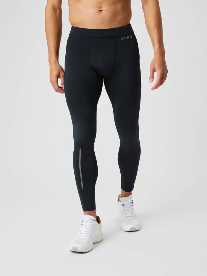 Borg Running Tights i Black Beauty (Sort) set forfra med gråt logo og refleksstriber til løb og performance.