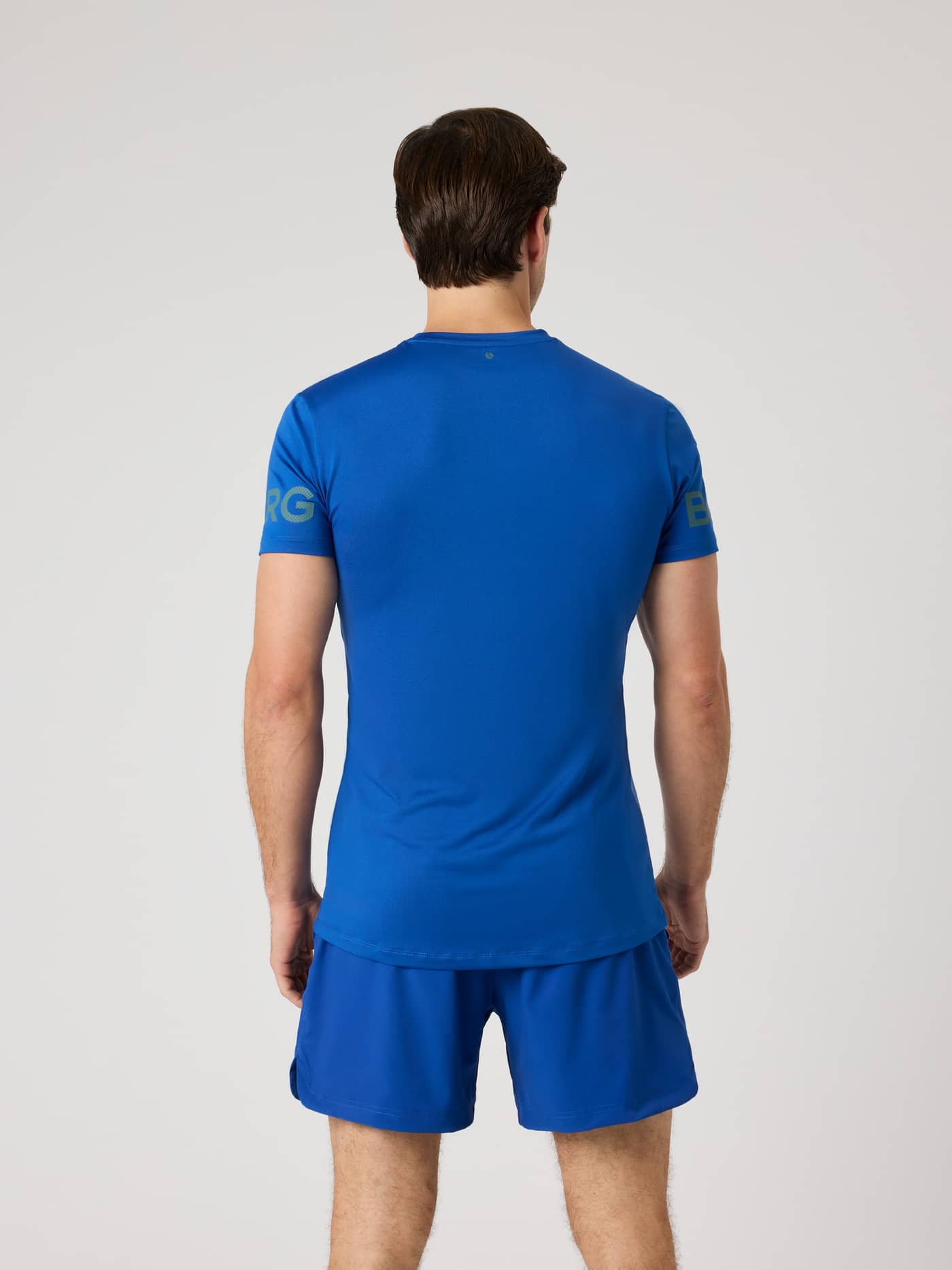 Borg T-Shirt i Monaco Blue (Blå) set bagfra, en funktionel træningsoverdel skabt til høj performance. - Image 3