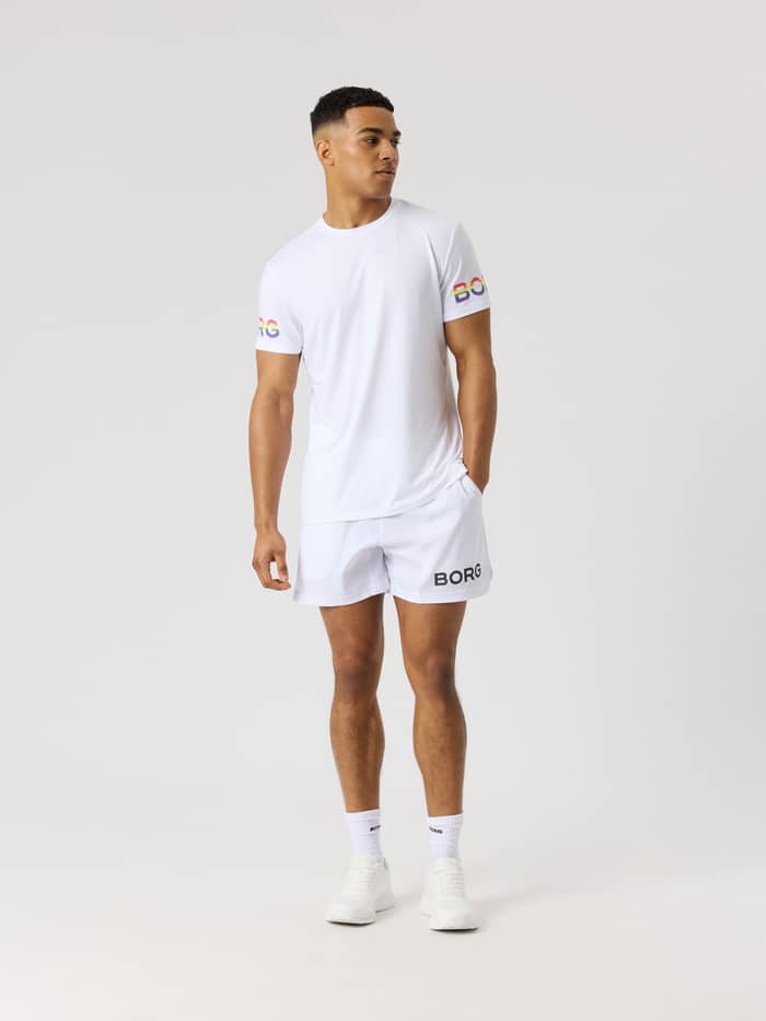 Funktionelles Borg T-Shirt in Brilliant White (Weiß) mit Regenbogen-Logos an den Ärmeln für Performance beim Training. - Image 3
