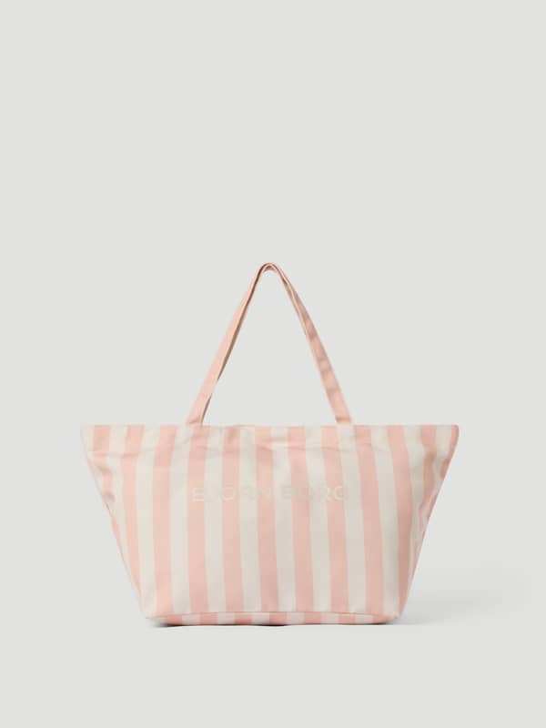 Vue de face du Borg Beach Tote M - 27L en Rose Cloud (Rose) avec un motif à rayures et un logo blanc.