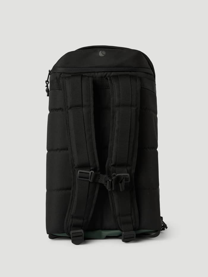 Björn Borg Travel City Backpack 30L in Mountain View (Groen), achteraanzicht met gewatteerde banden en TPE-gecoat materiaal. - Image 3