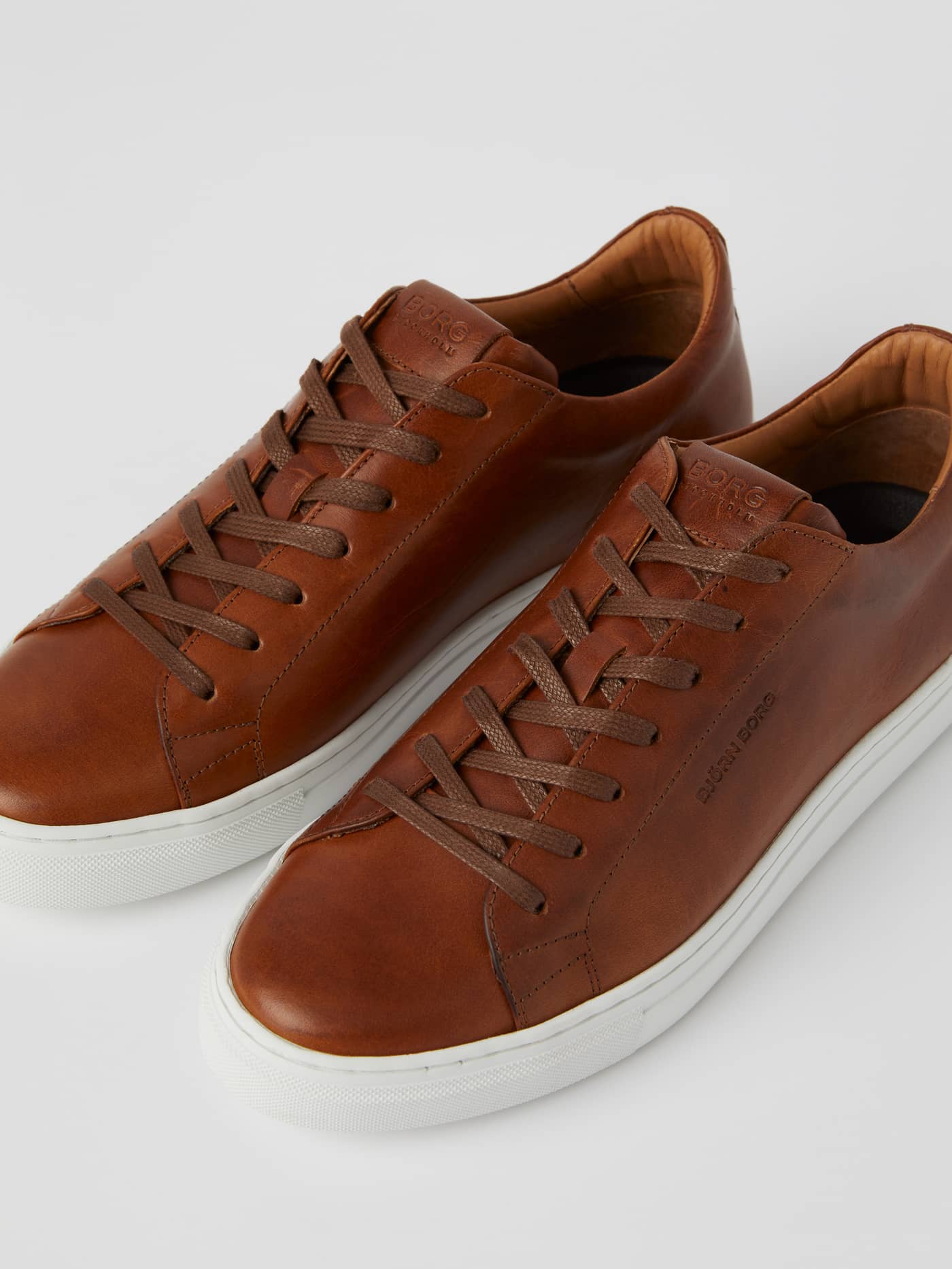 Men’s Classic Leather sneakers in brown cow leather with a white rubber sole, tennis style and brown debossed logo. - Image 3