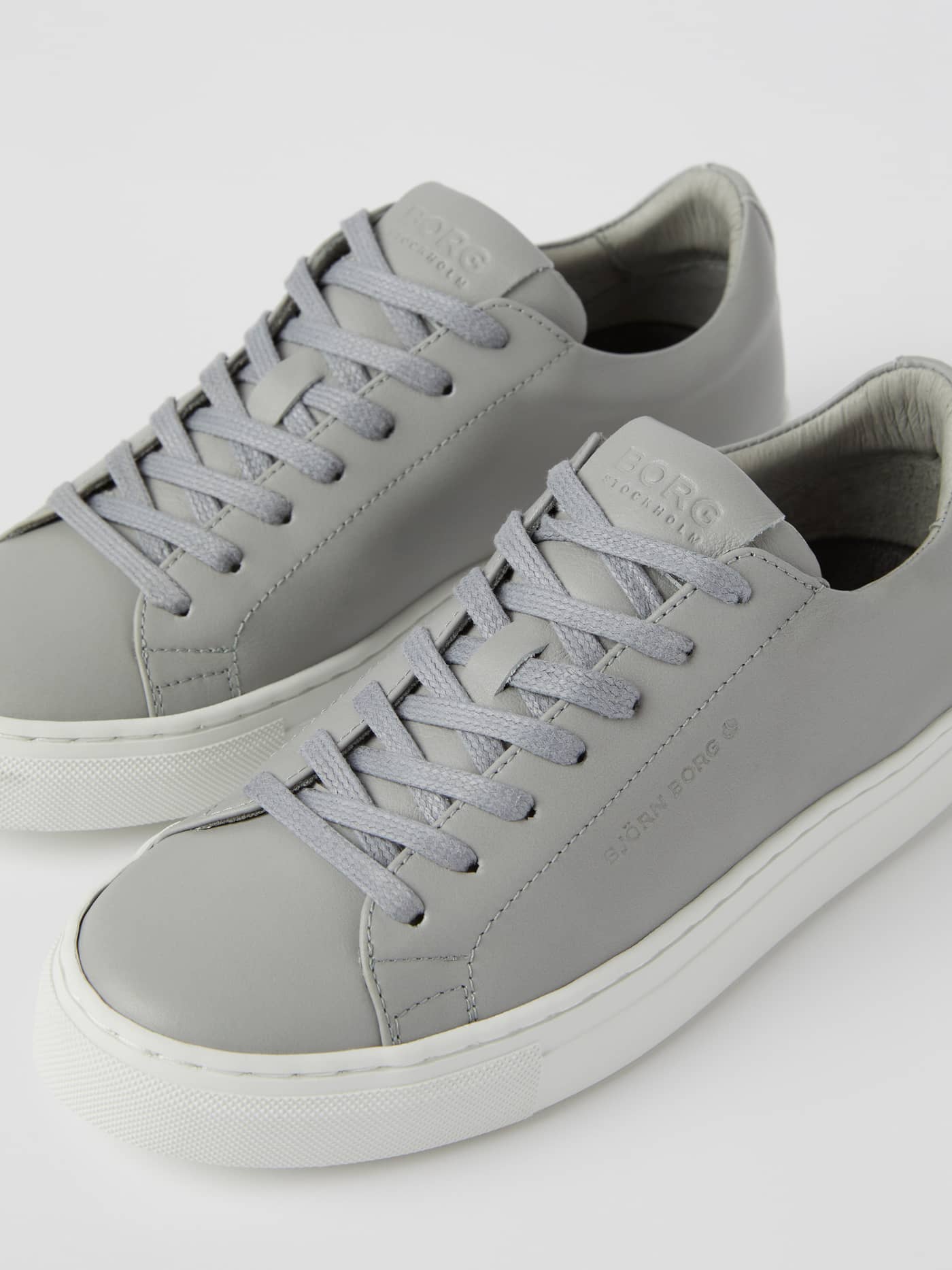 Grey Björn Borg Womens Leather sneakers Sl100 in cow leather with grey logo details, white soles and a stylish tennis fit. - Image 3