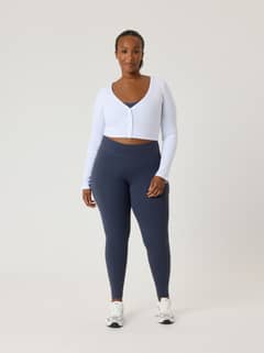 Alice Stenlöf Soft Tights in Odyssey Gray (Marineblauw) met een hoge taille voor training, getoond in vooraanzicht. - Image 12