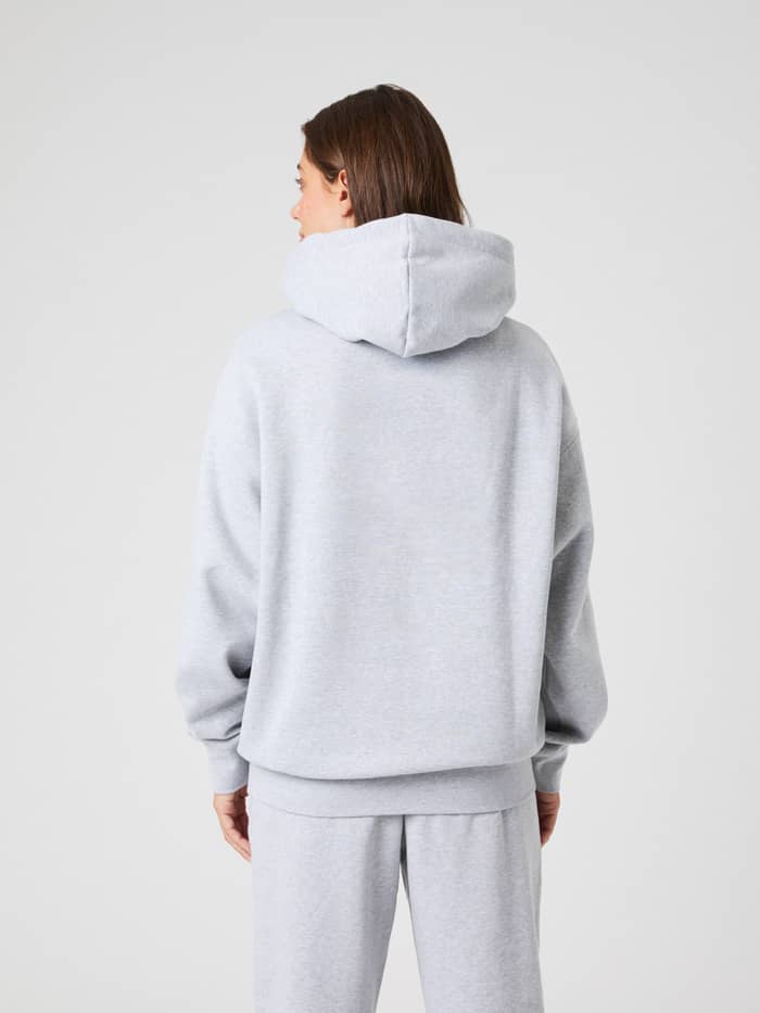 Studio Oversized Hoodie i Light Grey Melange (Grå) set bagfra med en afslappet pasform og hængende skuldre. - Image 3