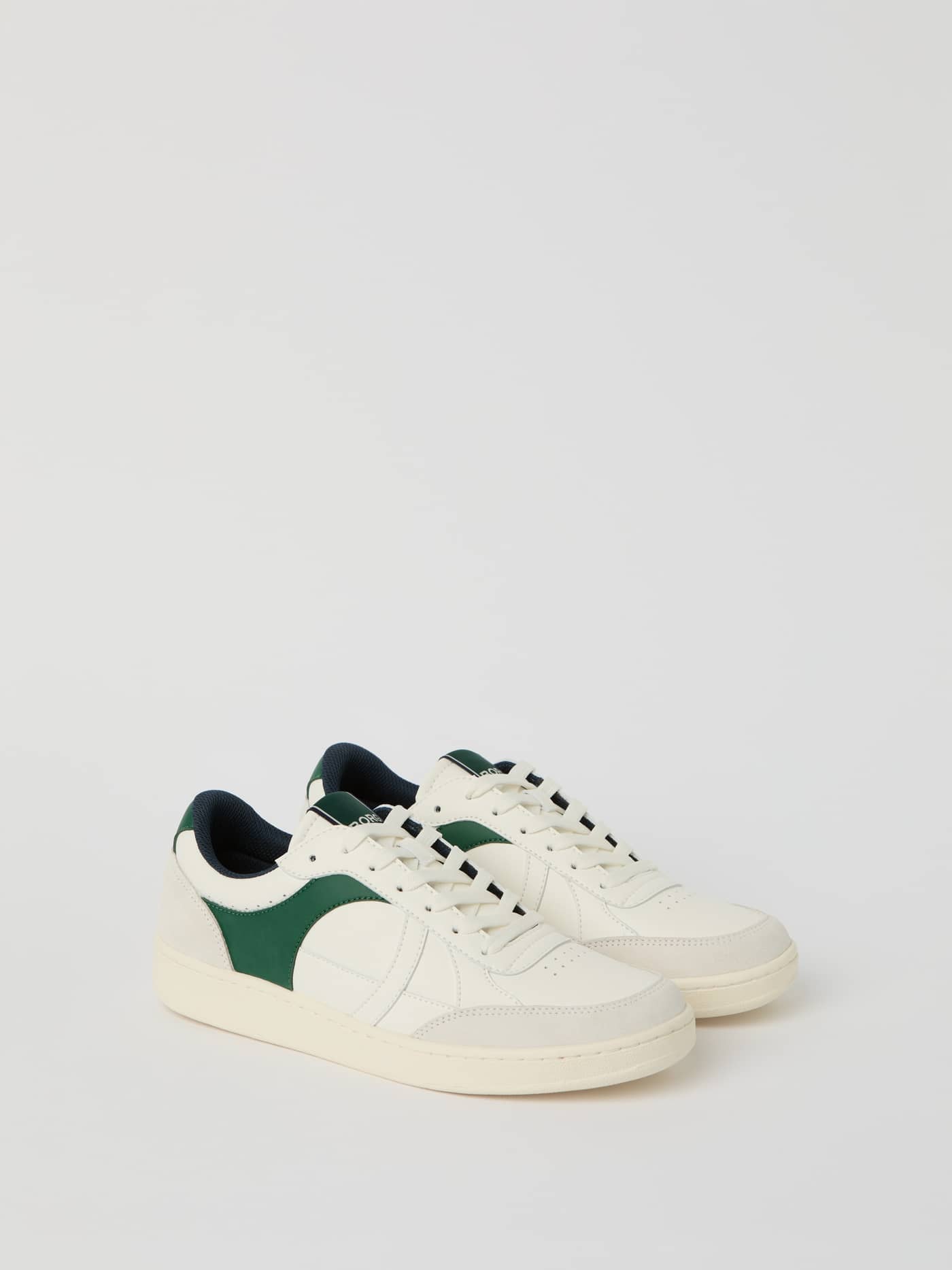 Men's Court Sneakers in white and green, featuring a tennis-inspired design in durable synthetic leather. - Image 2