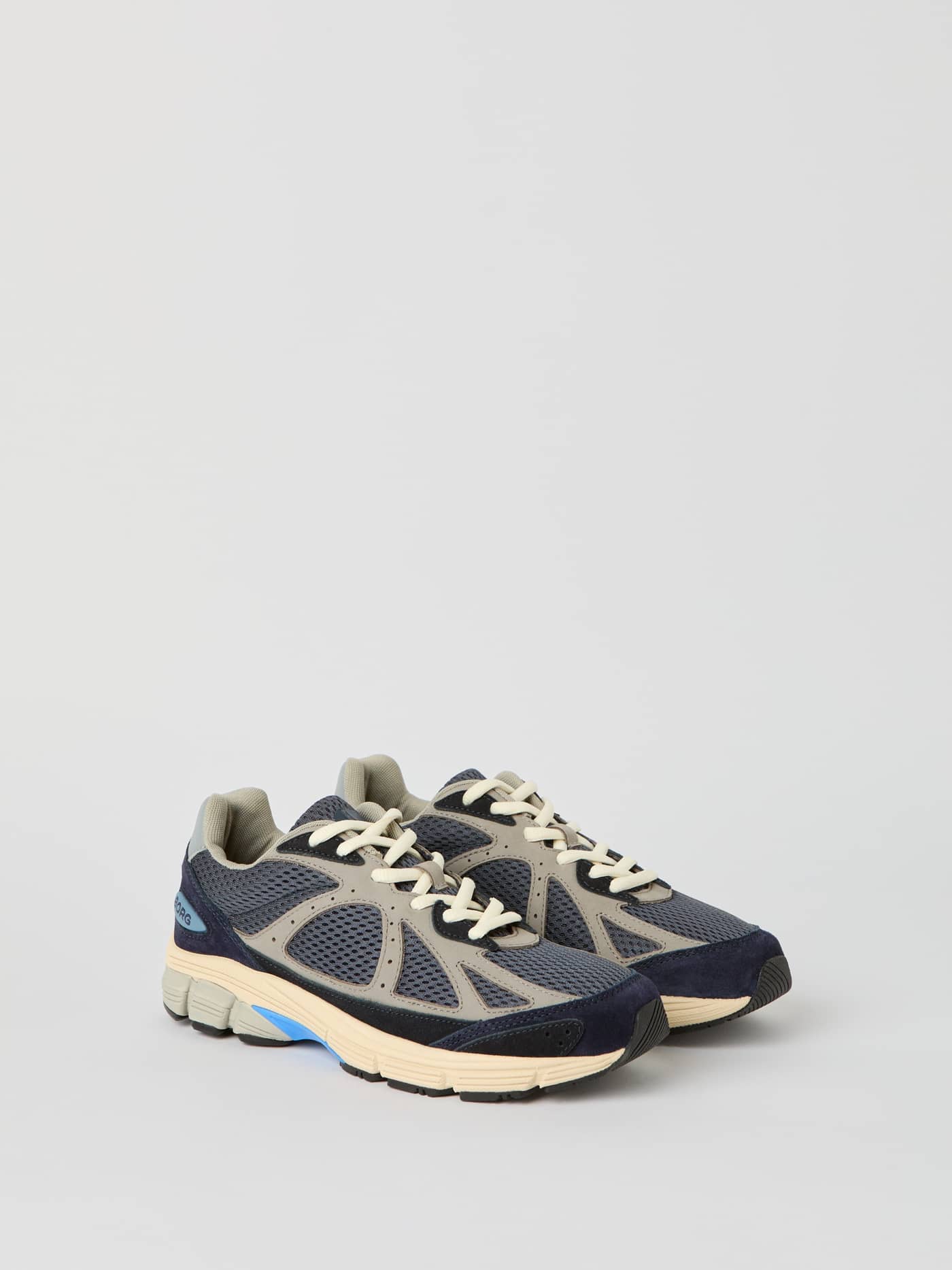 Men's Prime Court Sneakers i Navy (Blå) i mocka och mesh med en löparinspirerad design och ljusblå logotyp. - Image 1