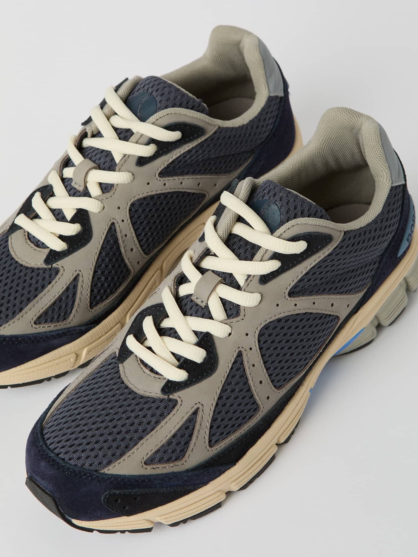 Men's Prime Court Sneakers i marineblått med semsket kuskinn, polyester og marineblå logo for stilfull løpeytelse. - Image 2