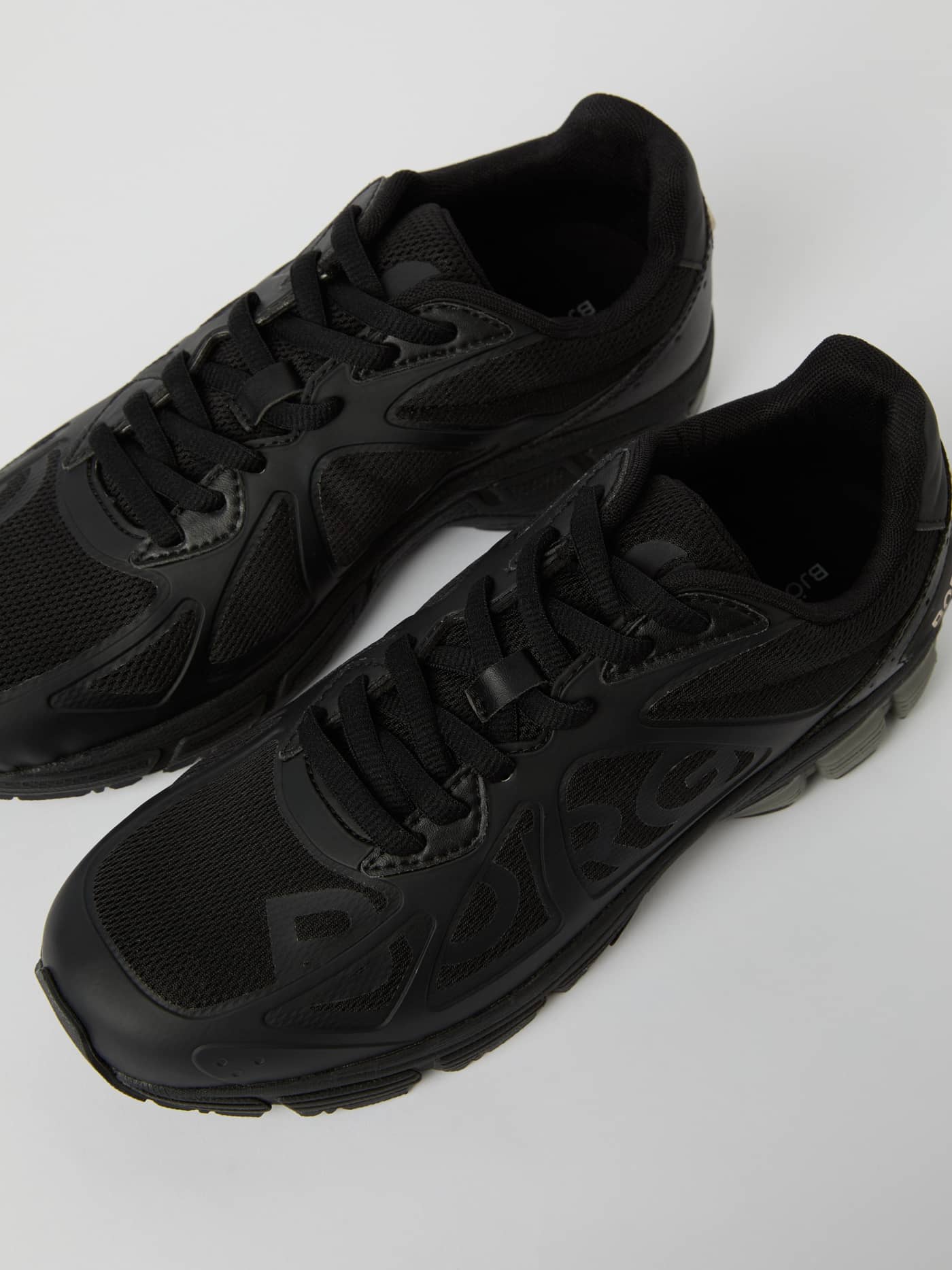 Men's Prime Tech Sneakers noires en nylon et TPU durables avec logo BORG noir pour le running. - Image 2