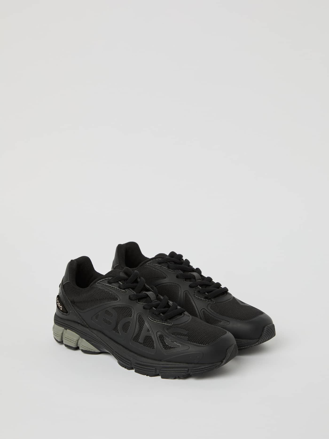 Men's Prime Tech Sneakers i sort nylon og TPU med et tonalt logo og et stilfuldt, funktionelt løbedesign. - Image 1