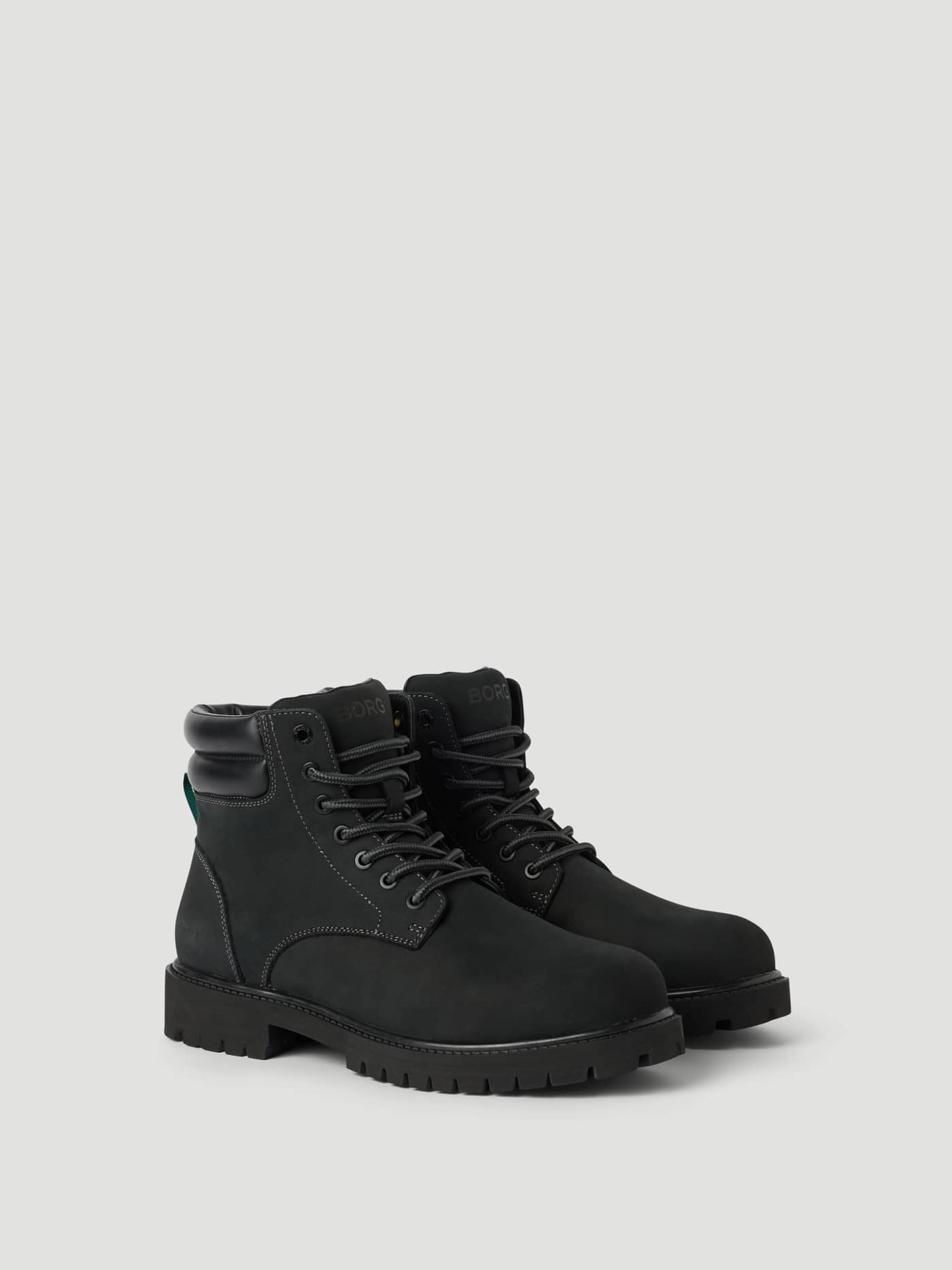 Men's Ridge Boots in black cow leather featuring a sturdy lug sole and tonal black BORG logo for functional leisure style. - Image 2