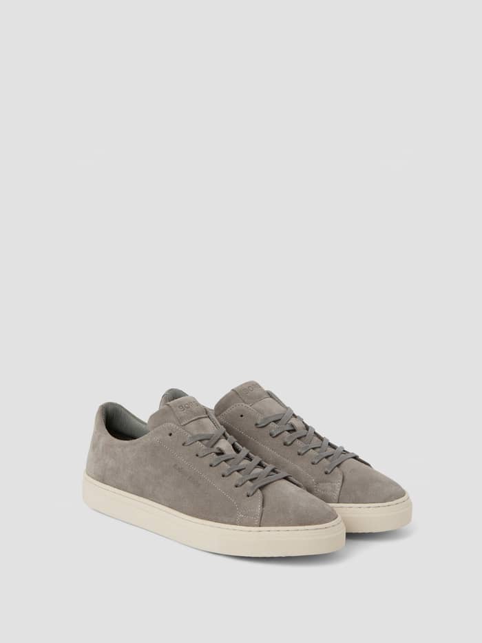 Men's Classic Suede Sneakers in Grey, crafted from premium suede with a comfortable fit for functional leisure style.
