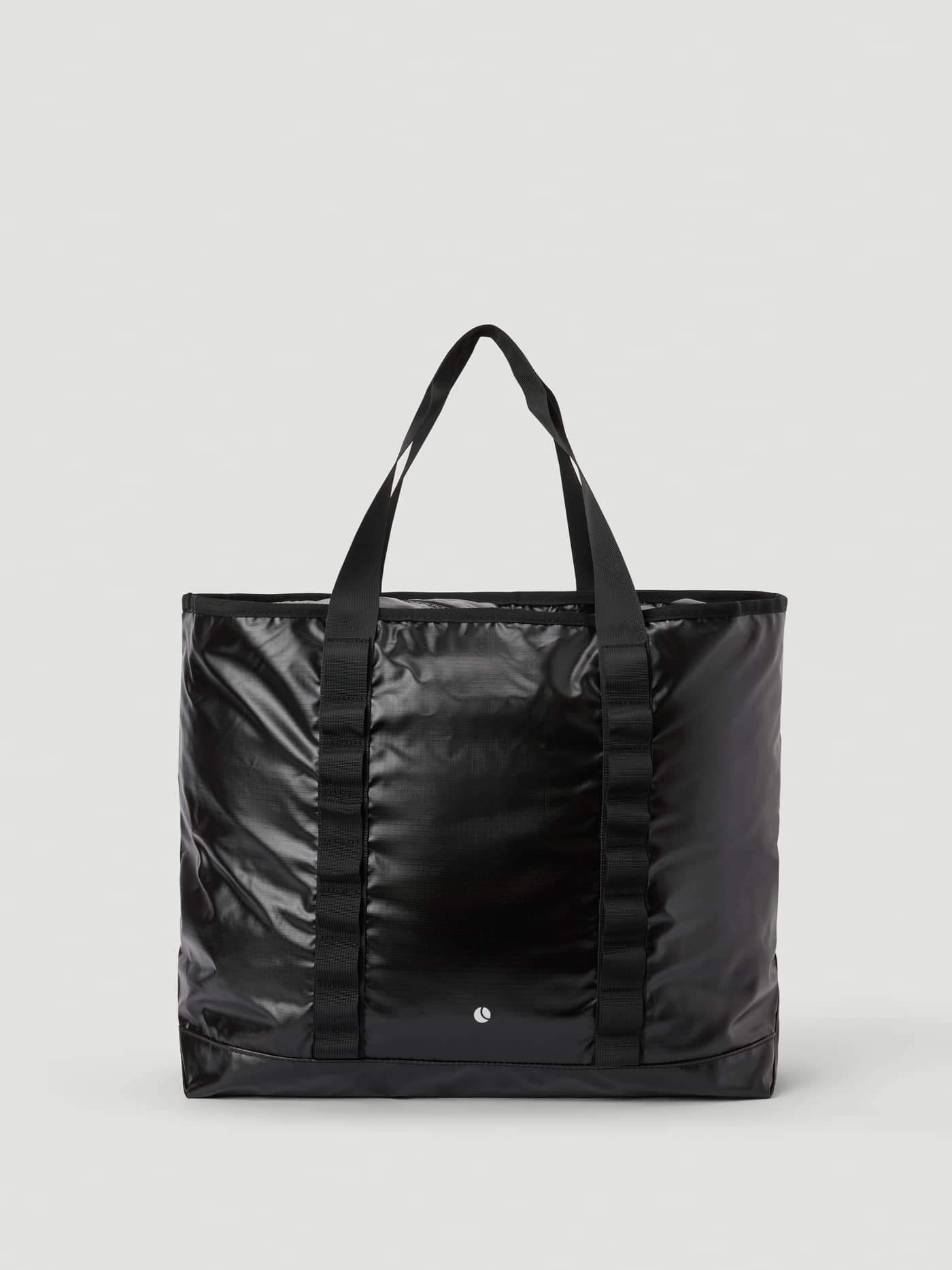 Borg Glossy Ripstop Tote 28L i Black Beauty (Sort) set forfra med en holdbar, glansfuld finish til træning. - Image 2
