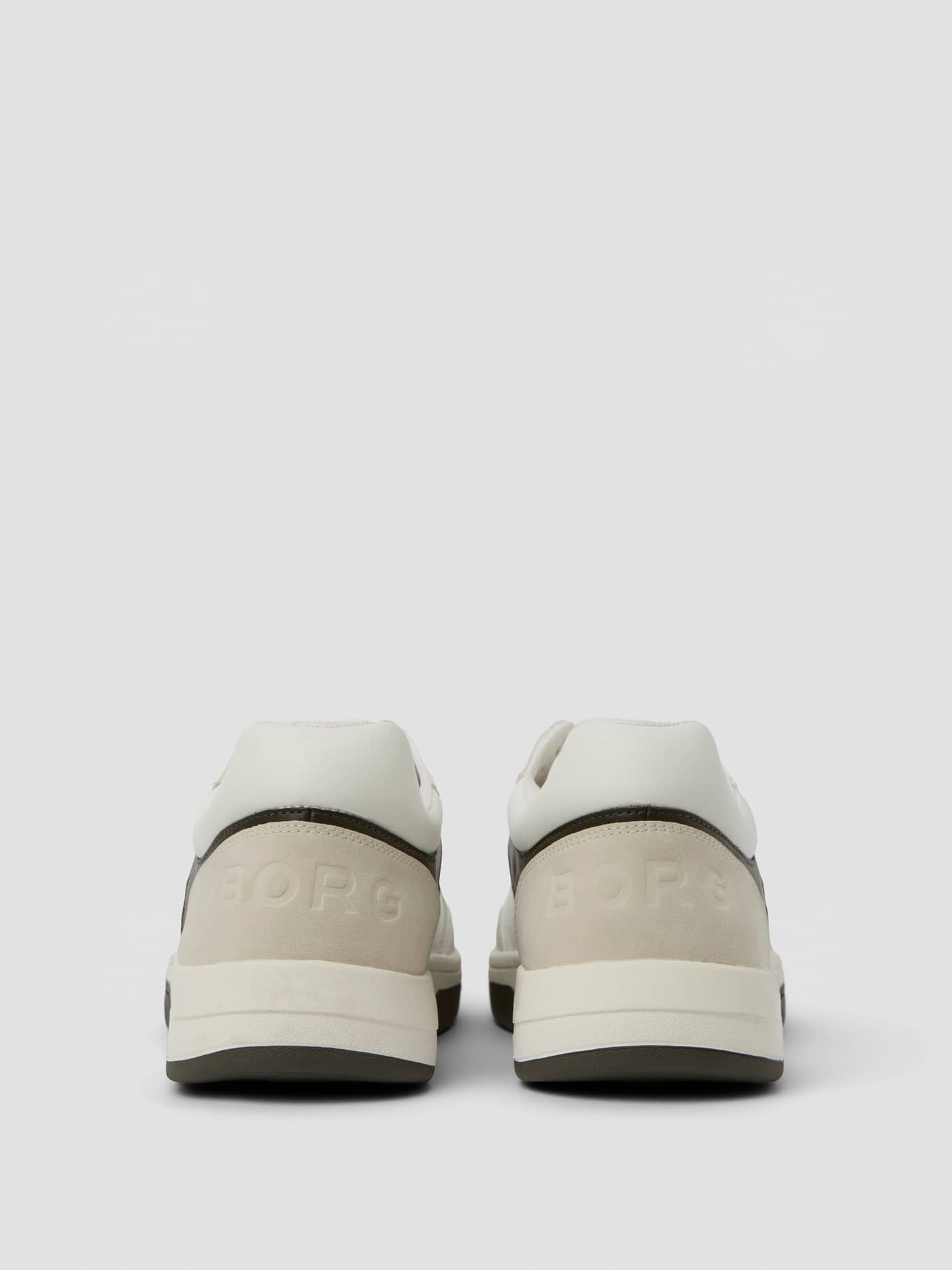 Men's Ollie WB Sneakers i Hvid set bagfra med præget BORG-logo og ruskind i en funktionel tennisstil. - Image 3