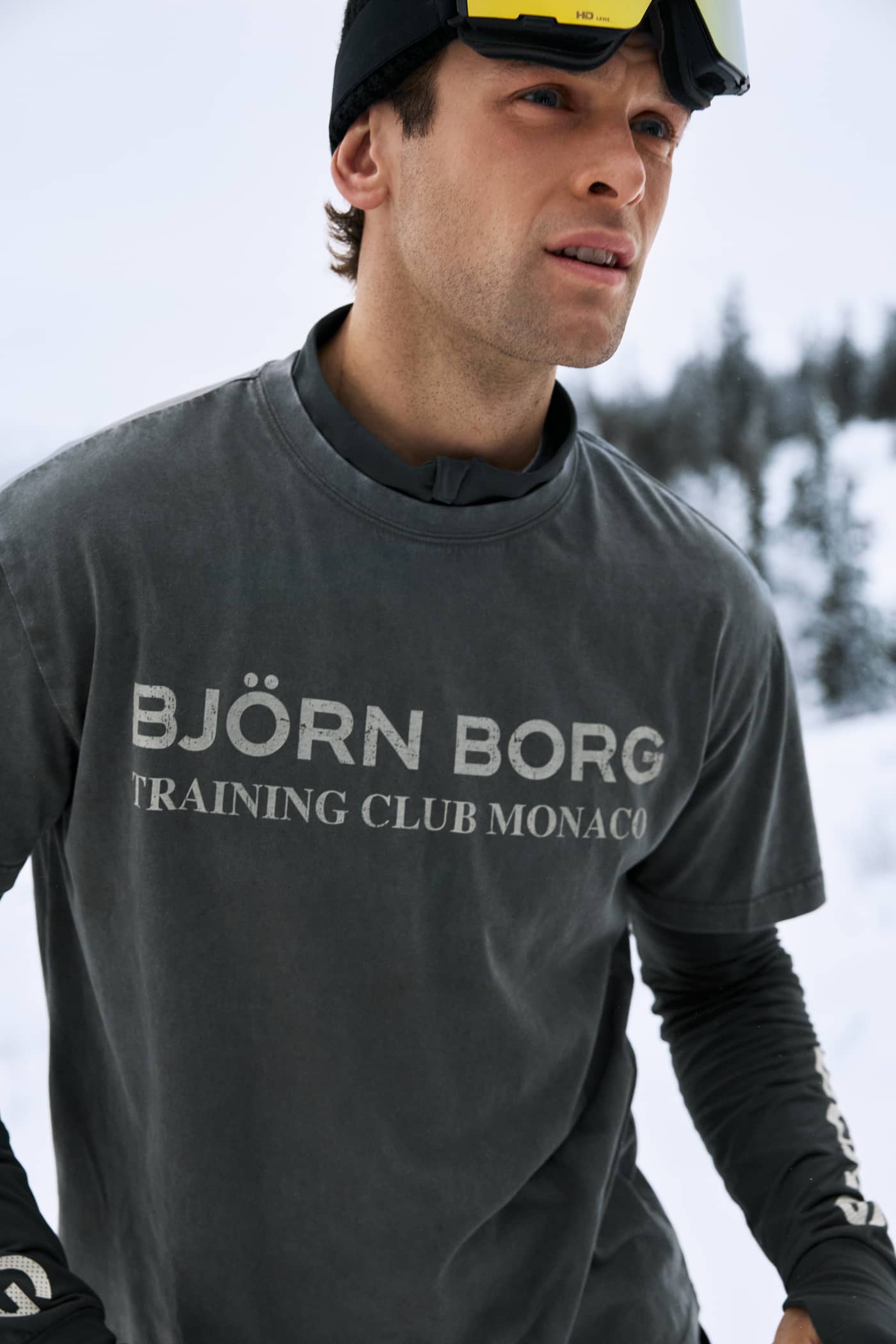Borg Classic Print T-Shirt i Urban Chic (Grøn) set forfra i vintage-vasket bomuld til træning og tennis. - Image 5