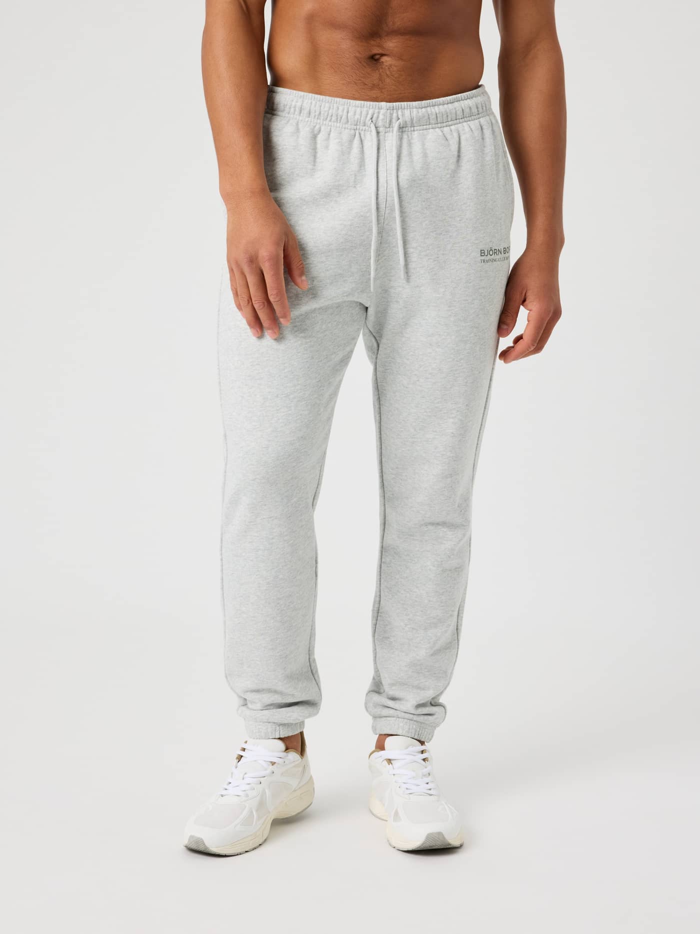 Borg Classic Print Sweatpants in Ultra Light Grey Melange (Grey) with a black logo and functional tennis-inspired fit. - Image 2