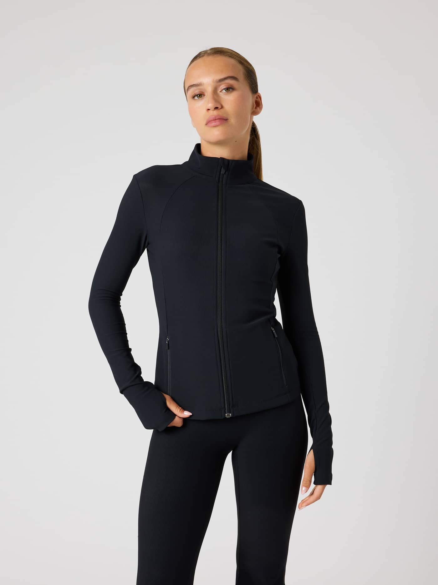 Studio Premium Ribbed Midlayer - Women - Black Beauty | Björn Borg