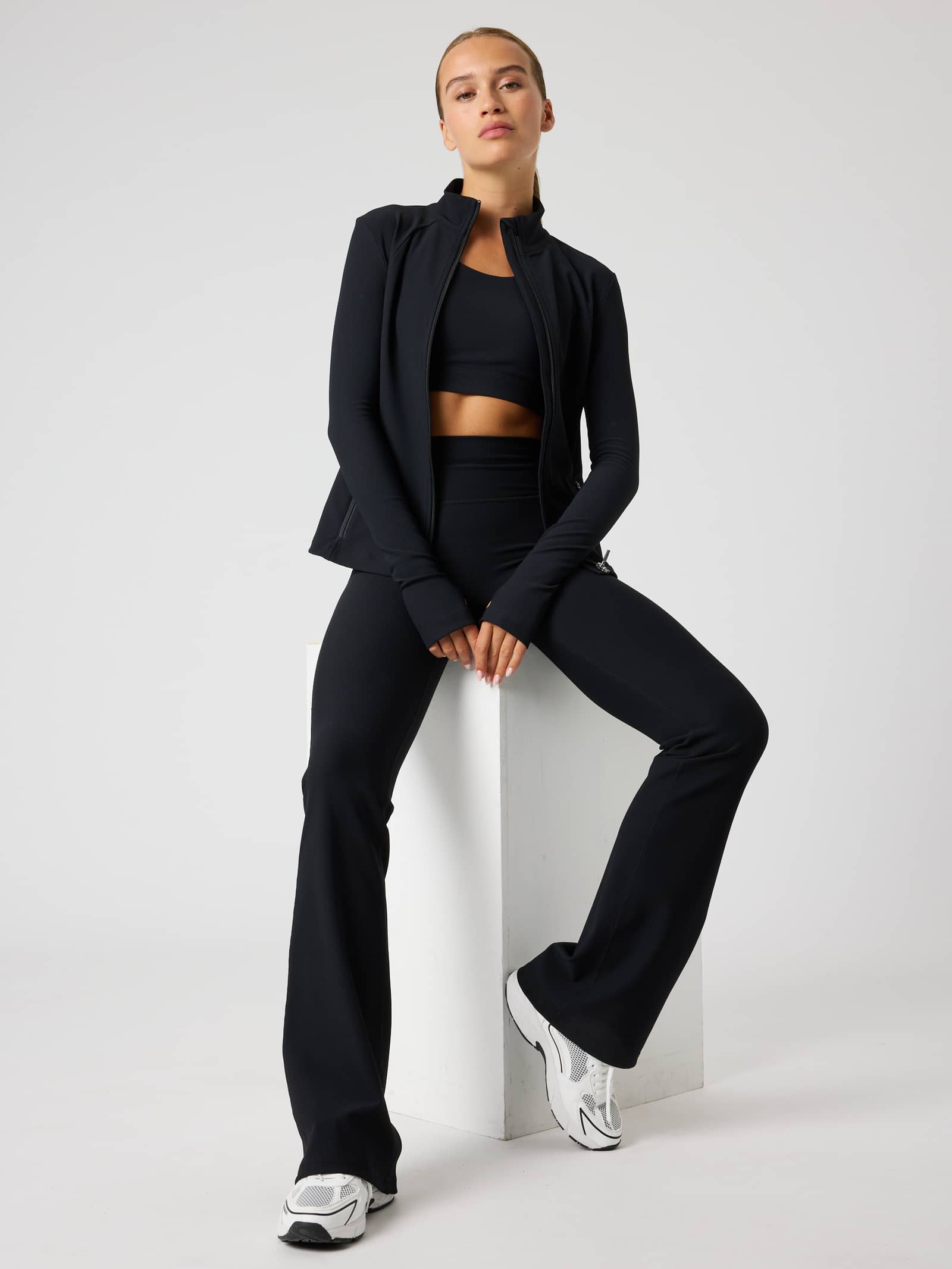 Björn Borg - Studio Premium Ribbed Midlayer Black Beauty Dames - Image 1